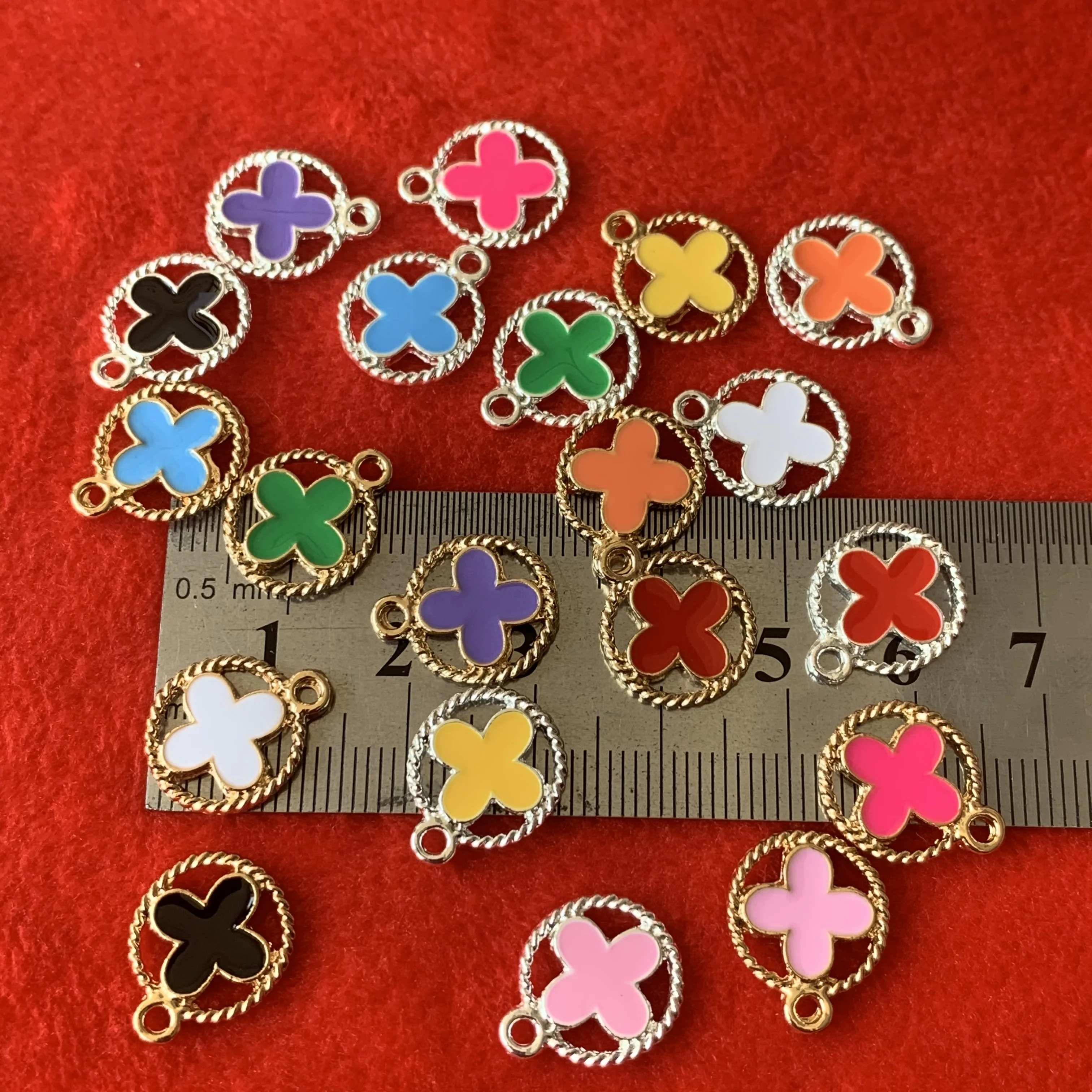 MISSLUV New Arrival Color Enamel Hollow Clover Grass Charms for DIY Bracelet Jewelry Making Small Tiny Filigree Clover Charms