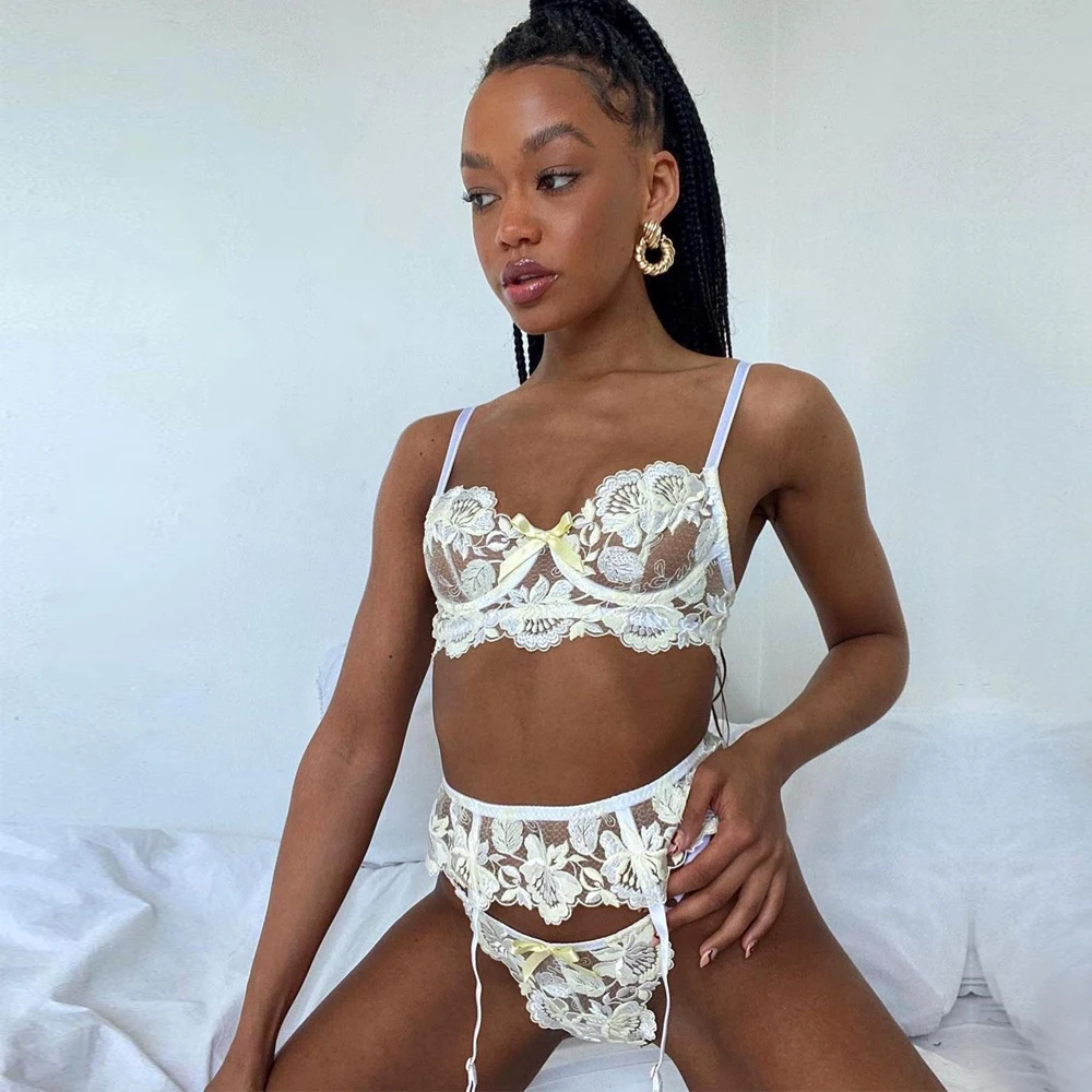 Sexy Lingerie Vendor Women's Transparent Tulle Lace Embroidered Erotic  Lingerie Gather Garters Bra Thong Sexy Lingerie Vendor