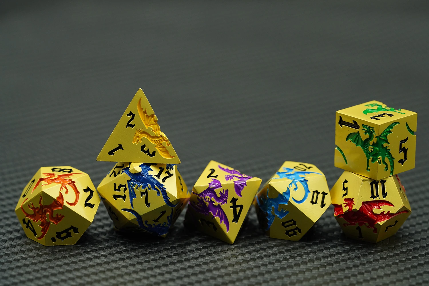 Rainbow-Colored 16mm Polyhedral Zinc Alloy and Copper DND Dice Set Custom Logo Board Games Metal Polyhedral Shape manufacture