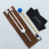 Bolsa de tela marrón 111HZ+martillo azul