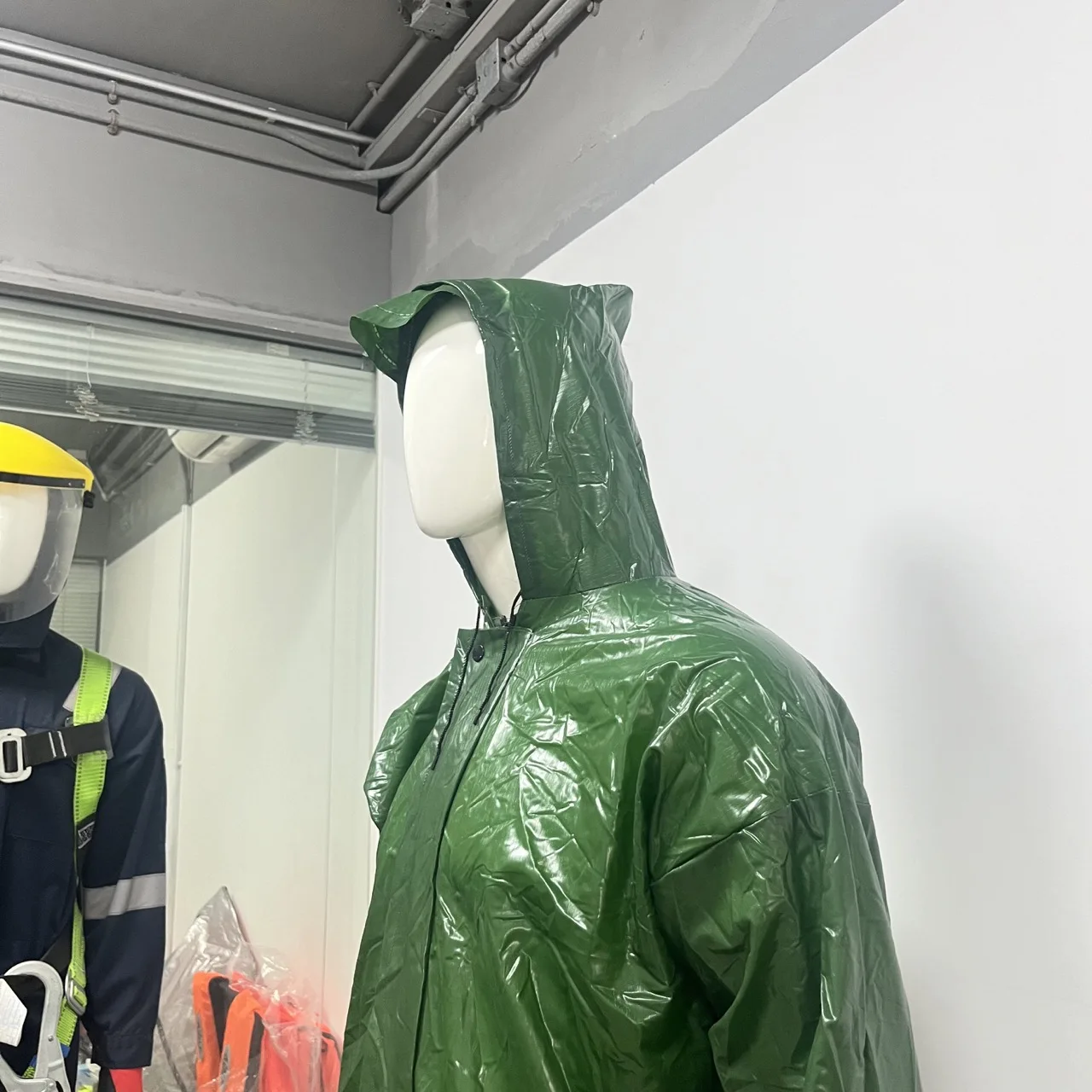 Combinaison De Pluie Vintage BOSS 3 Pièces – PVC Vert – Taille L – NEUVE Scellée