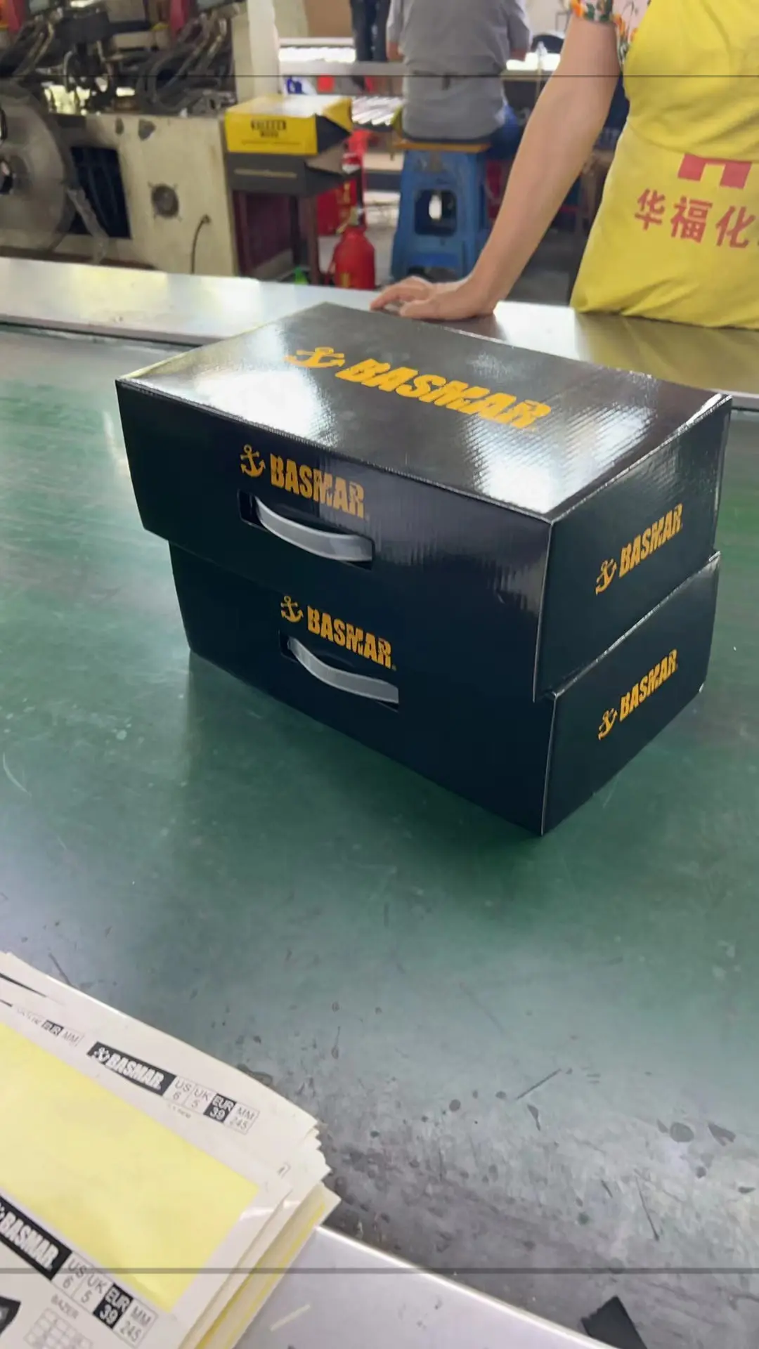 Packaging & shipping specifications