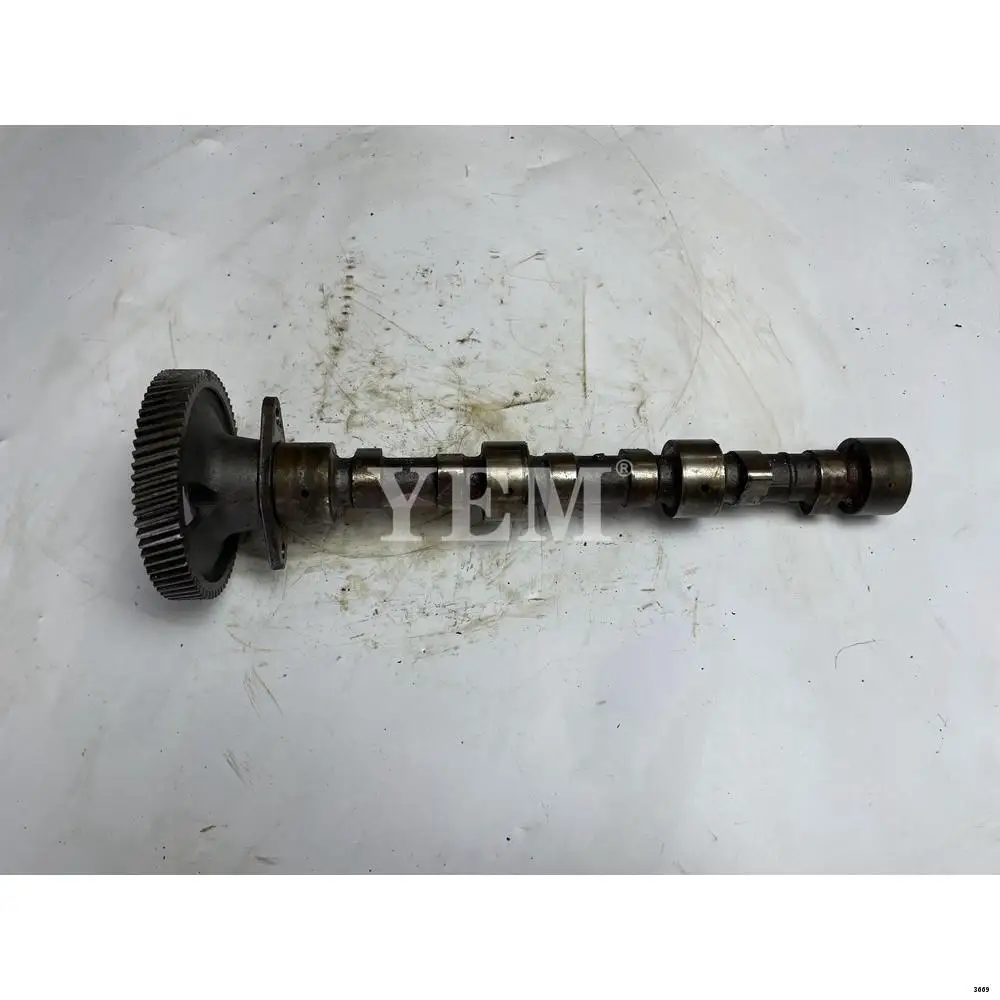 D1703 Camshaft With Gear for Kubota