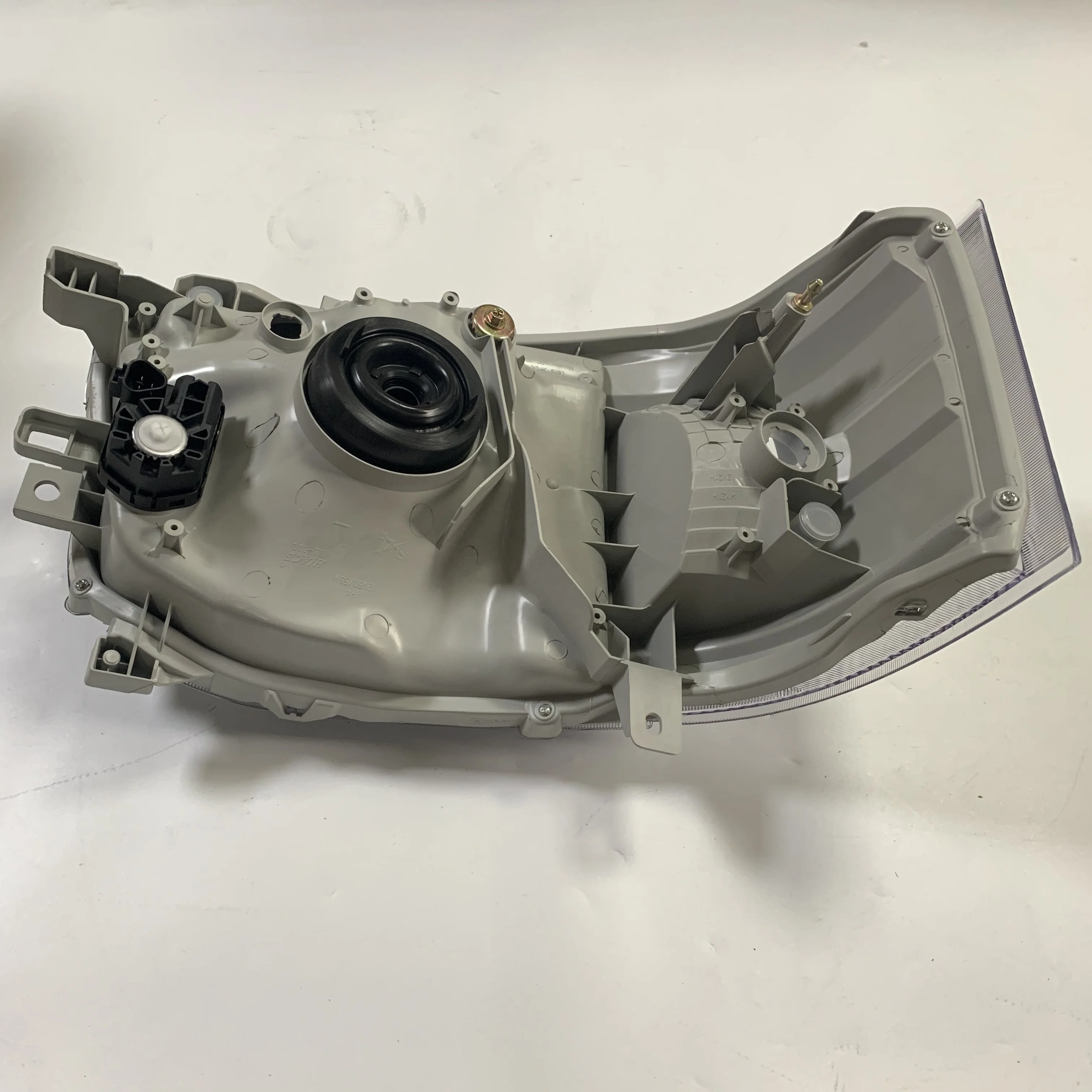 High Quality Auto Parts - Headlamp 81170-26400 for Hiace