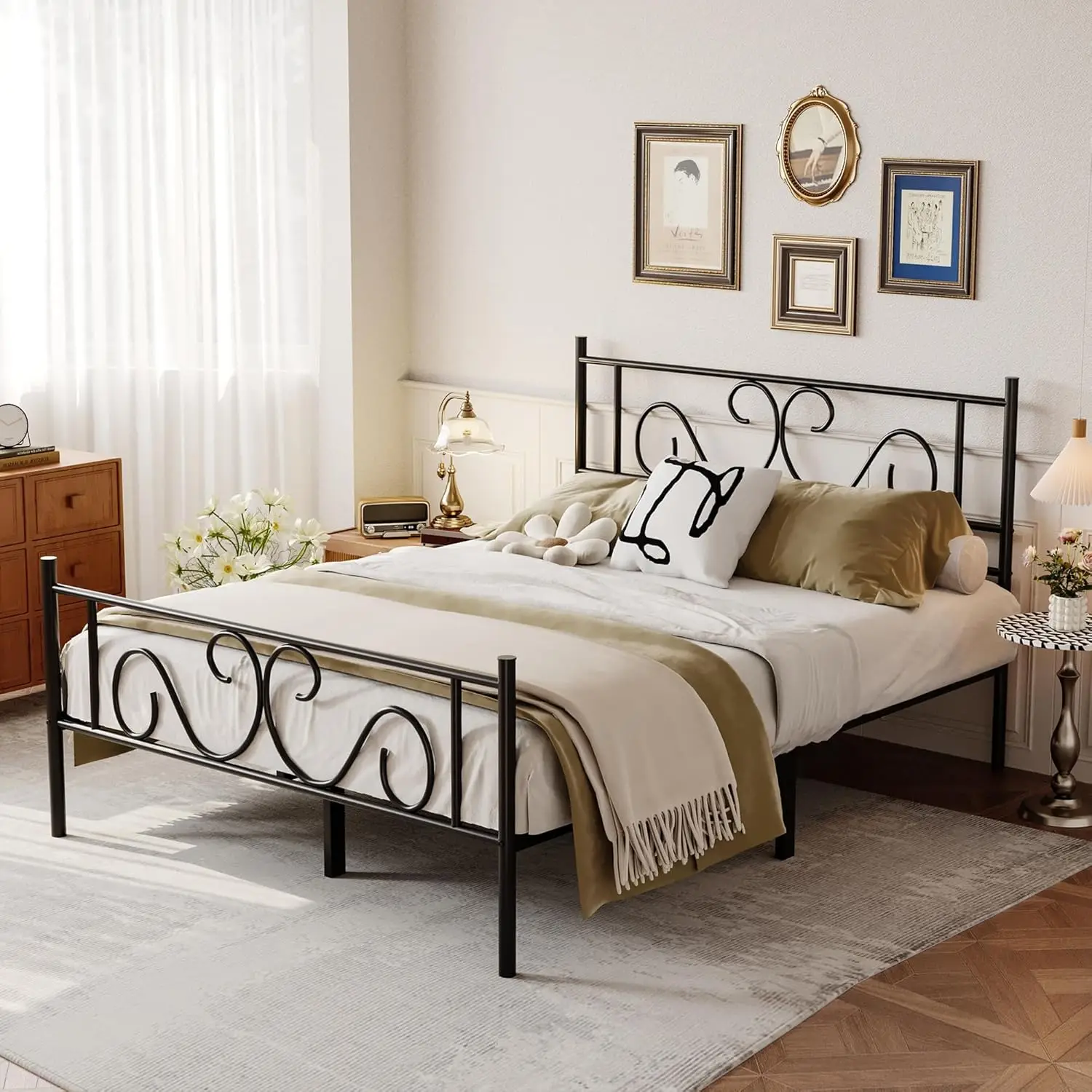 Zware volledige grootte metalen latplatform bedstelling met houten kop- en voetstuk, modern, stevig voor hotel en slaapkamer gebruik met boxspring