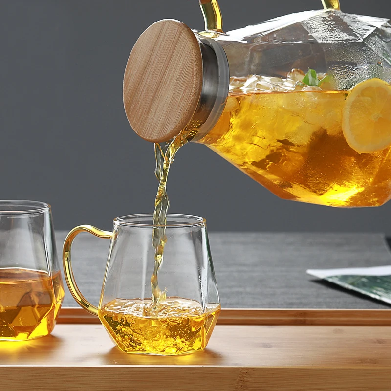 古いウズベキスタン「真鍮製水差」/Water Jug 古いウズベキスタン「真鍮製水差」/Water Jug Amazon.com