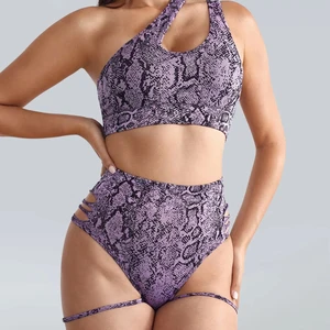 Women's Two Piece Set Sports Fitness Plaid Print Asymmetrical Shoulder Bra and Ripped High Waist Skinny Shorts