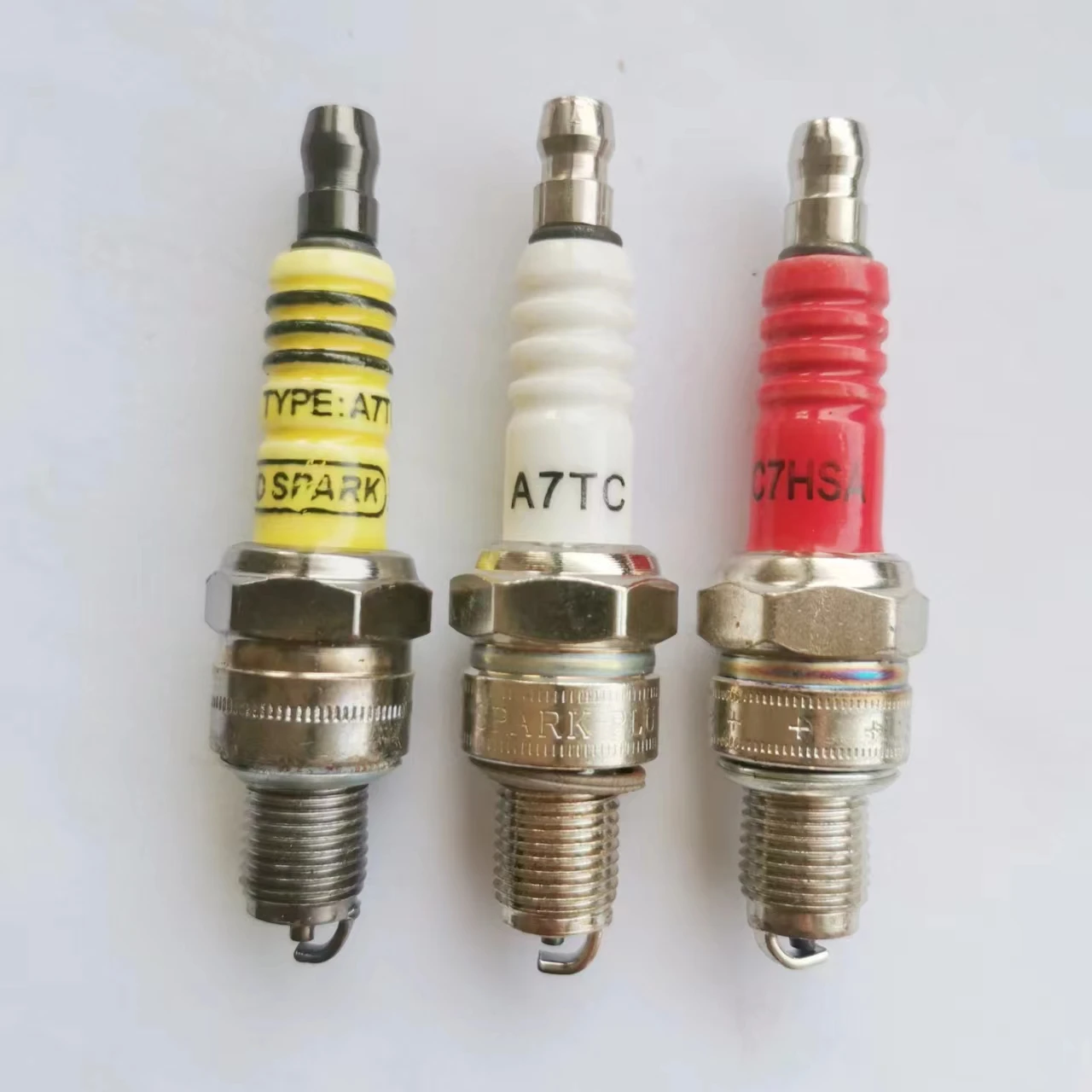 A7tc Spark Plug 139 Mower Spark Plug Fourstroke Motorcycle 70cc 80cc