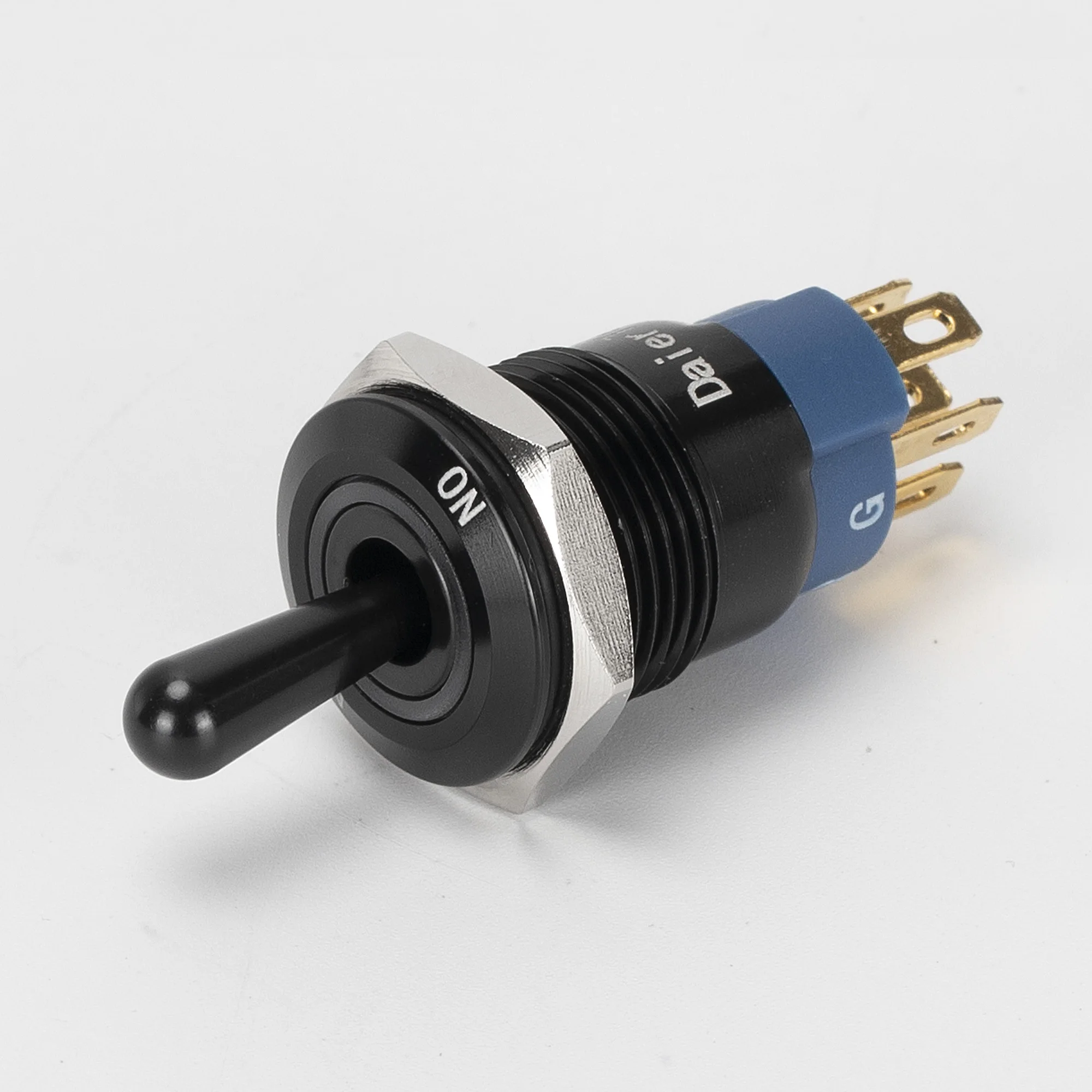 16MM 6 PIN Toggle Switch Retro Round IP67 Waterproof Toggle Switch 12V Black Spring Return on Off Toggle Switch for Car