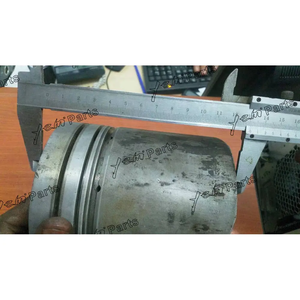 Diesel Engine Machinery Engine D914 Piston for Liebherr 4