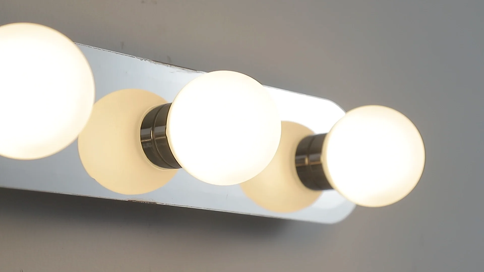 Cob Led Mirror Light With 3 Acrylic Ball Diffuser Ip44 Modern Bathroom ...