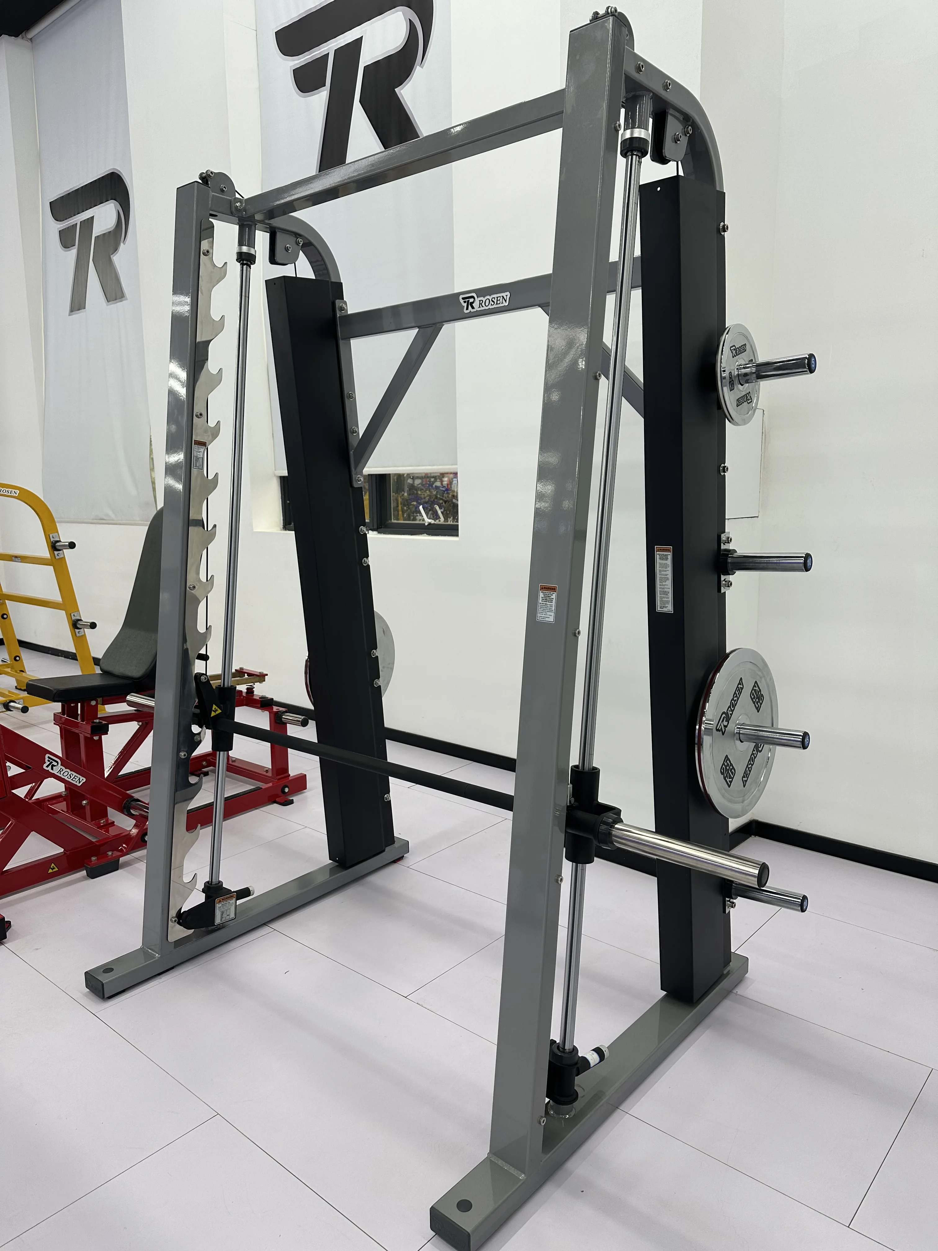 ROSEN Q235スチール縦型スミスマシンフィットネスジム設備胸の