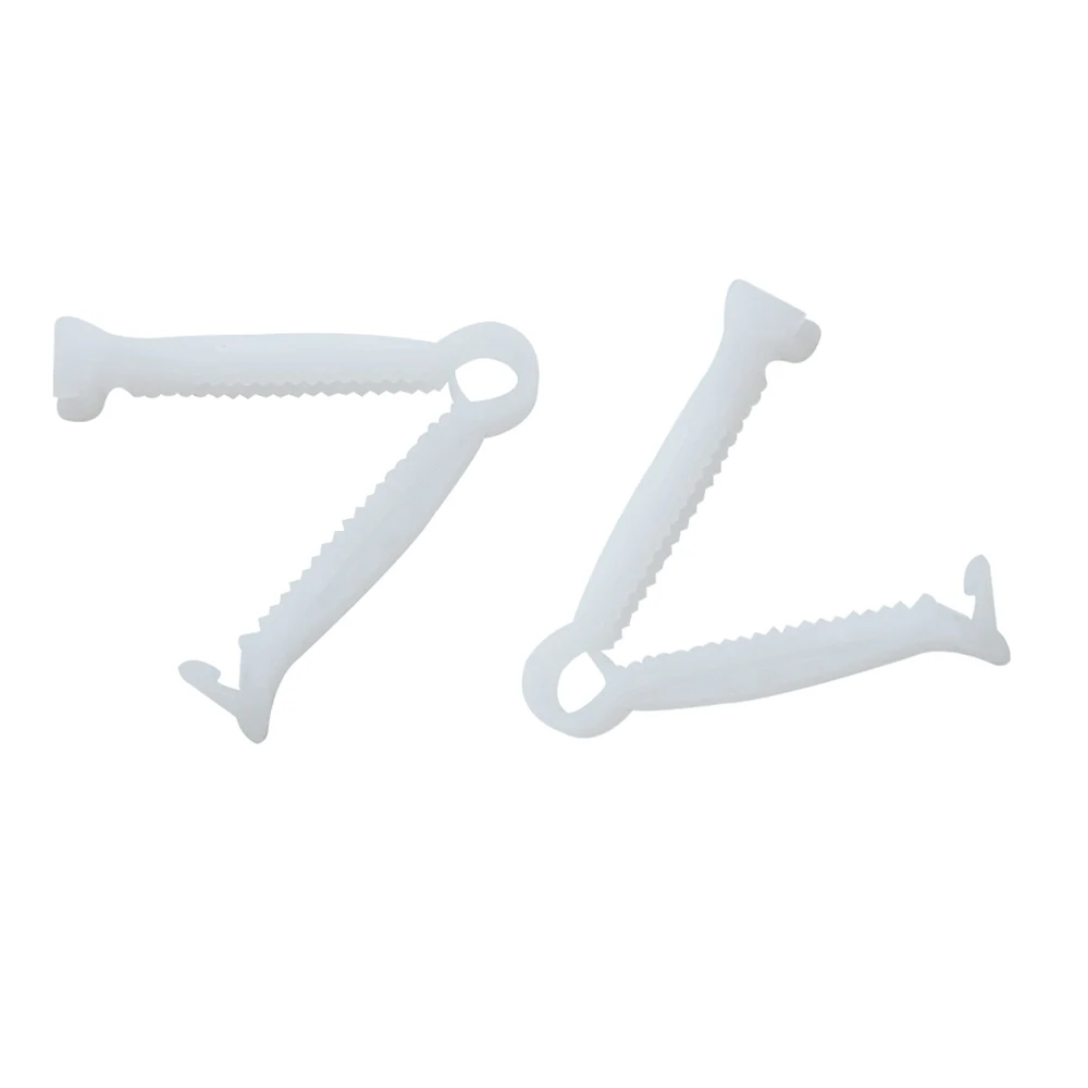 Pig Umbilical Cord Clamps 100-Pack – Disposable Plastic Clips With J-Hook Insert For Piglet Whelping, Anti-Slip Serrated Design, Small & Lightweight