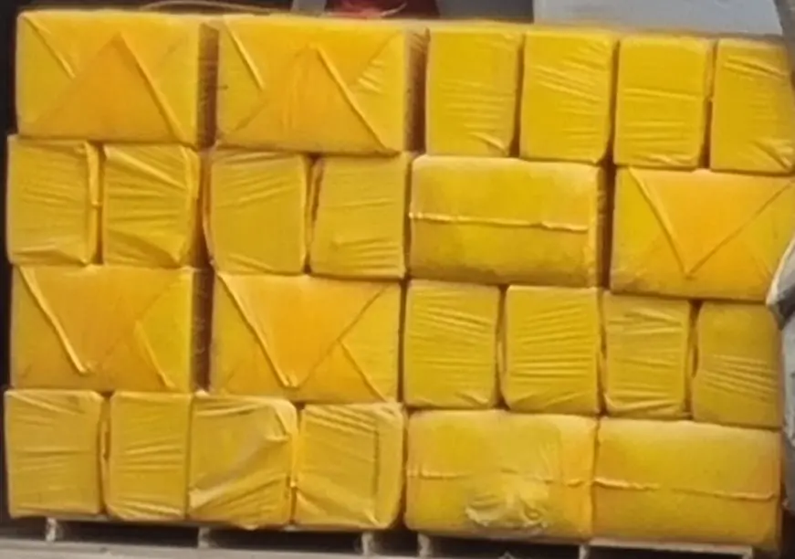 Wood Dust/ Wood Shaving For Animal Bedding With High Quality And