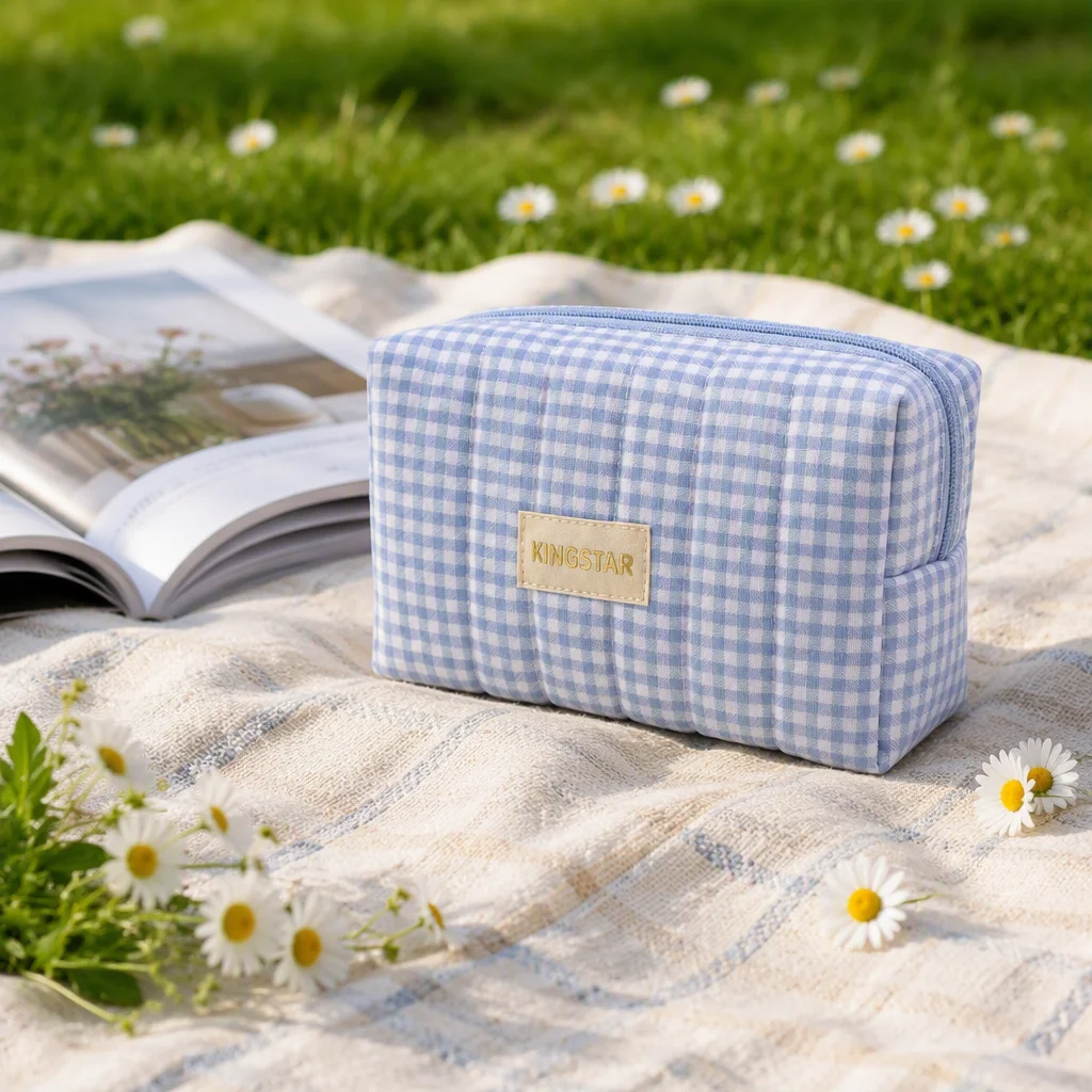 Bolso para maquillaje personalizado en algodón con estampado a cuadros azul y blanco, acolchado y suave, con cremallera, ideal para viajes, almacenamiento de artículos de cuidado de la piel y tocador