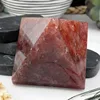 Pyramide en quartz fraise