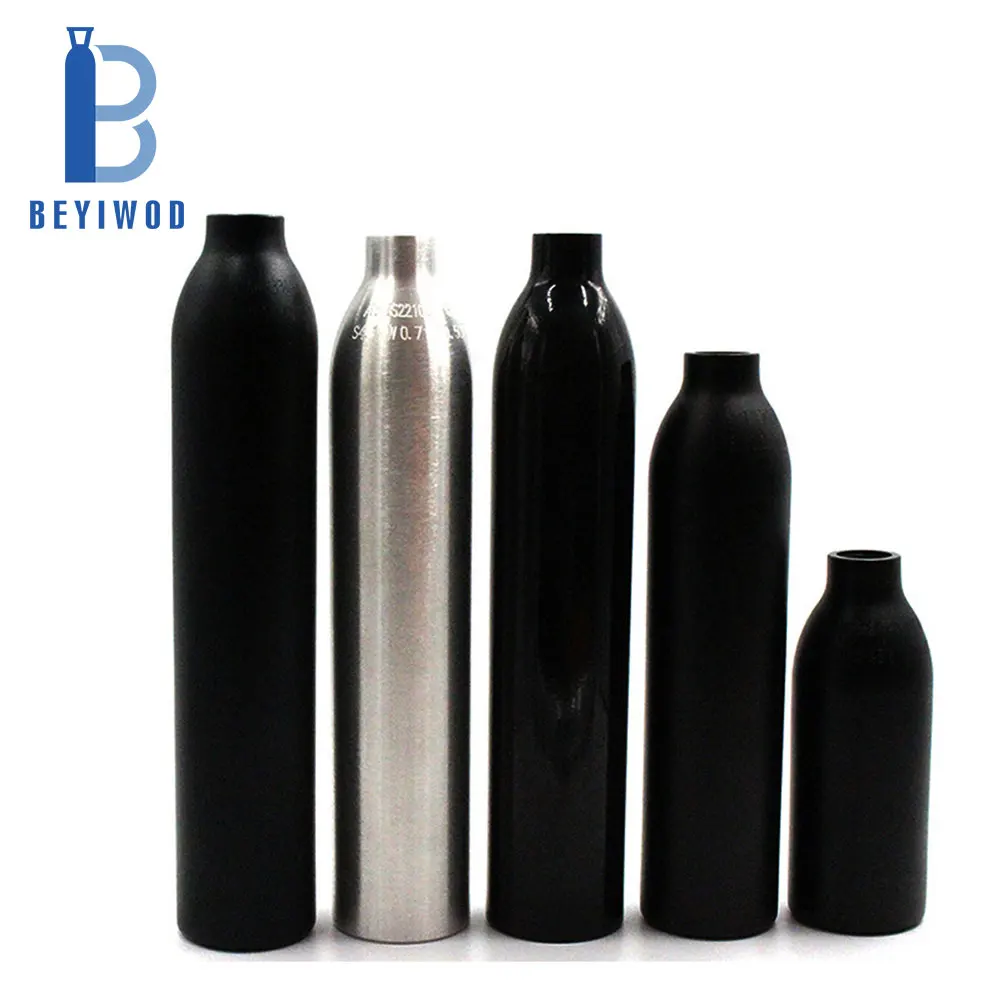 أسطوانة ألمنيوم لطلقات الدهان (Paintball) سعة ٤٨ سي آي و١٣ سي آي، ضغطها ٣٠٠٠ رطل/بوصة مربعة (٢٠٠ بار) من نوع HPA، مزودة بصمام تنظيم الضغط (Regulator Valve) وبخيط توصيل قياسي ٥/٨-١٨ UNF