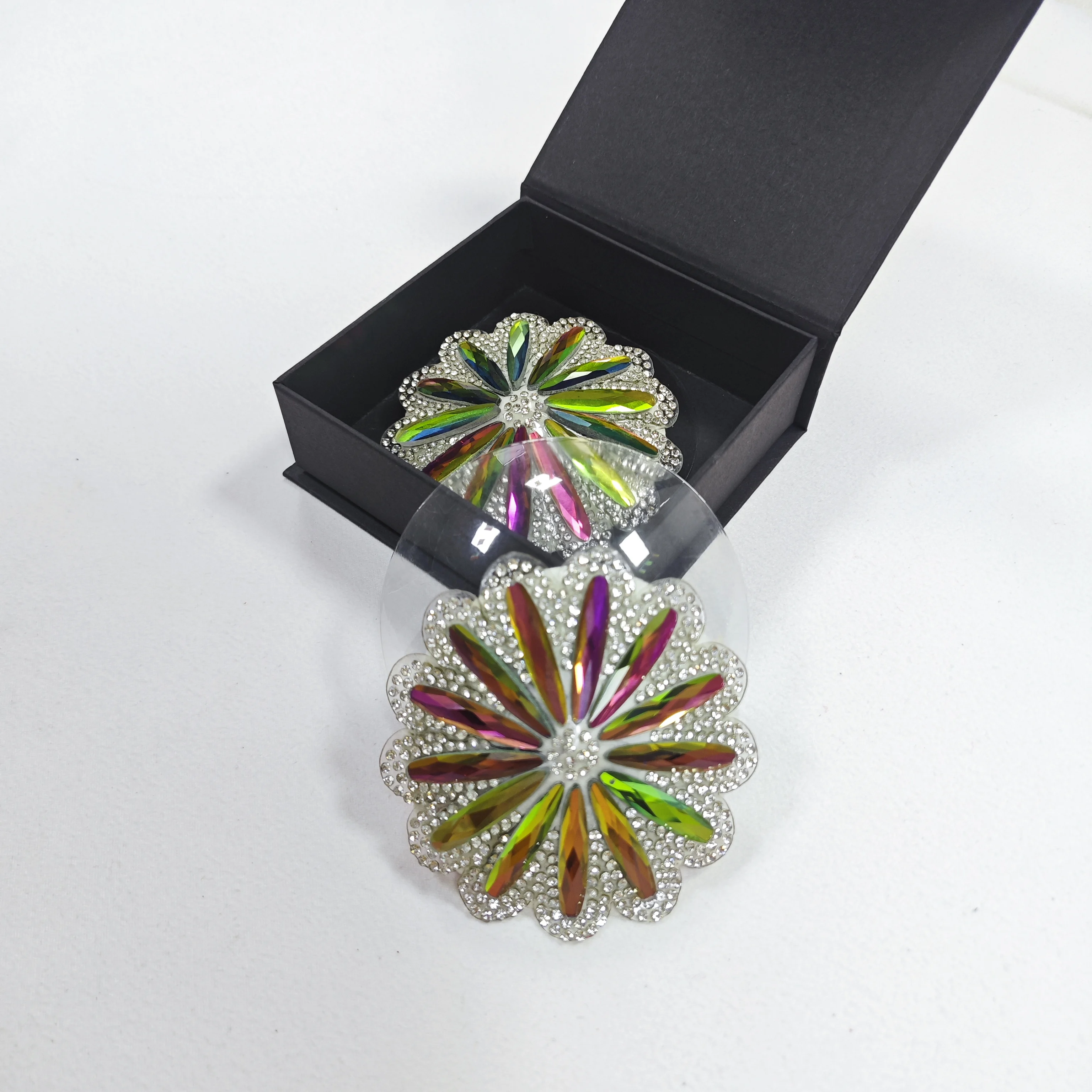 Fashion Women Crystal Body Sticker Colorful Rhinestone Floral Sexy Nipple Pasties Breast Petals Reusable Burlesque Nipple Cover