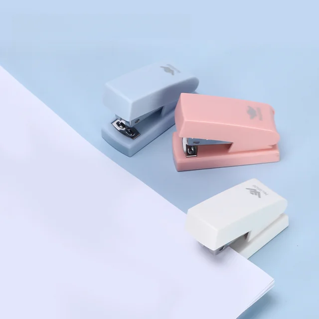 Hot Selling Good Quality M&G 24/6 Mini Color Stationery Student Stapler Set For School Supply