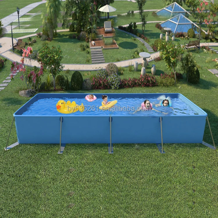 Большой прямоугольный бассейн для семейного бассейна