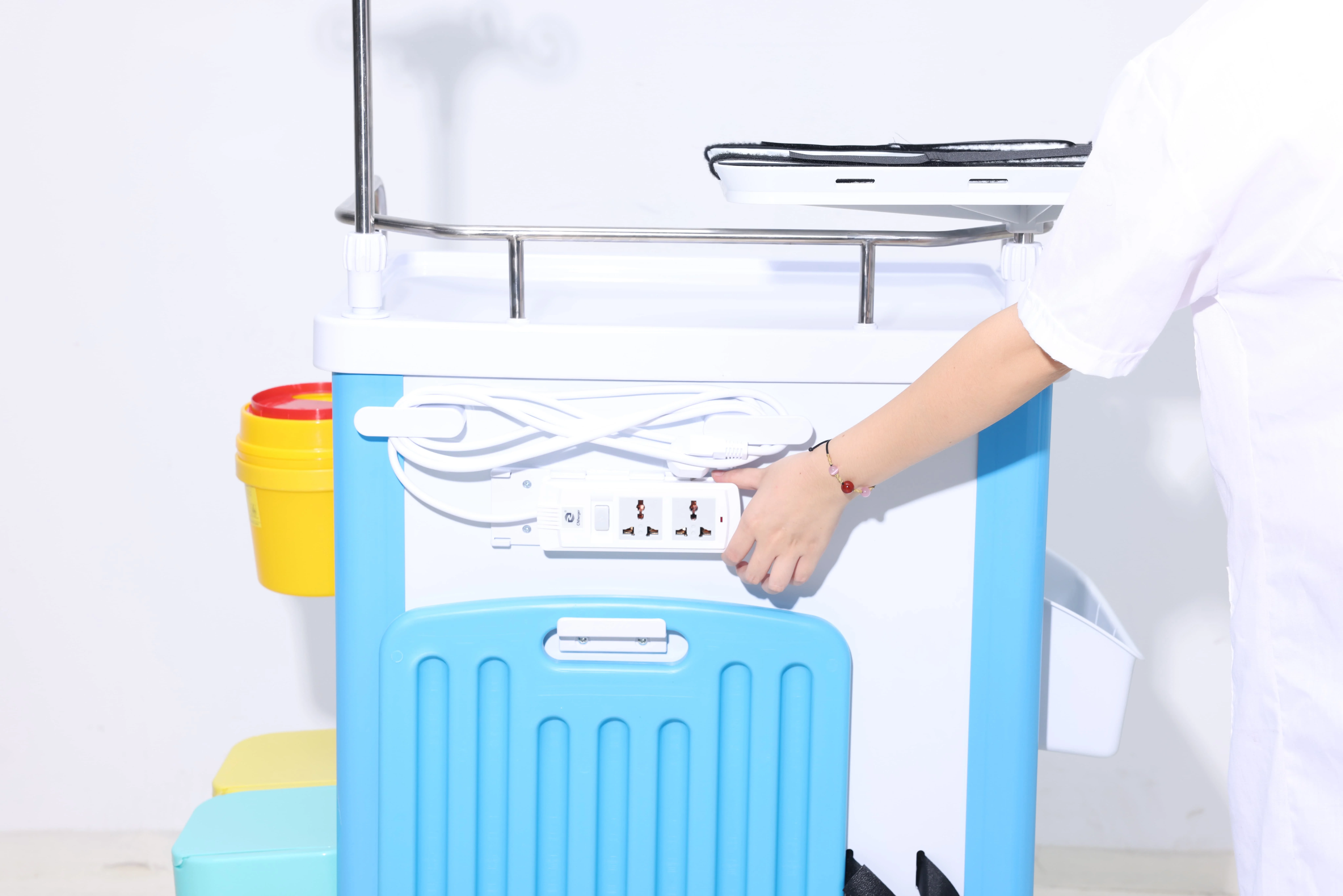 Rapid Response Medical Truck Organizer Configurable Modules Modern ABS Material 4 Castors Individual Lock Hospital Hotel 5