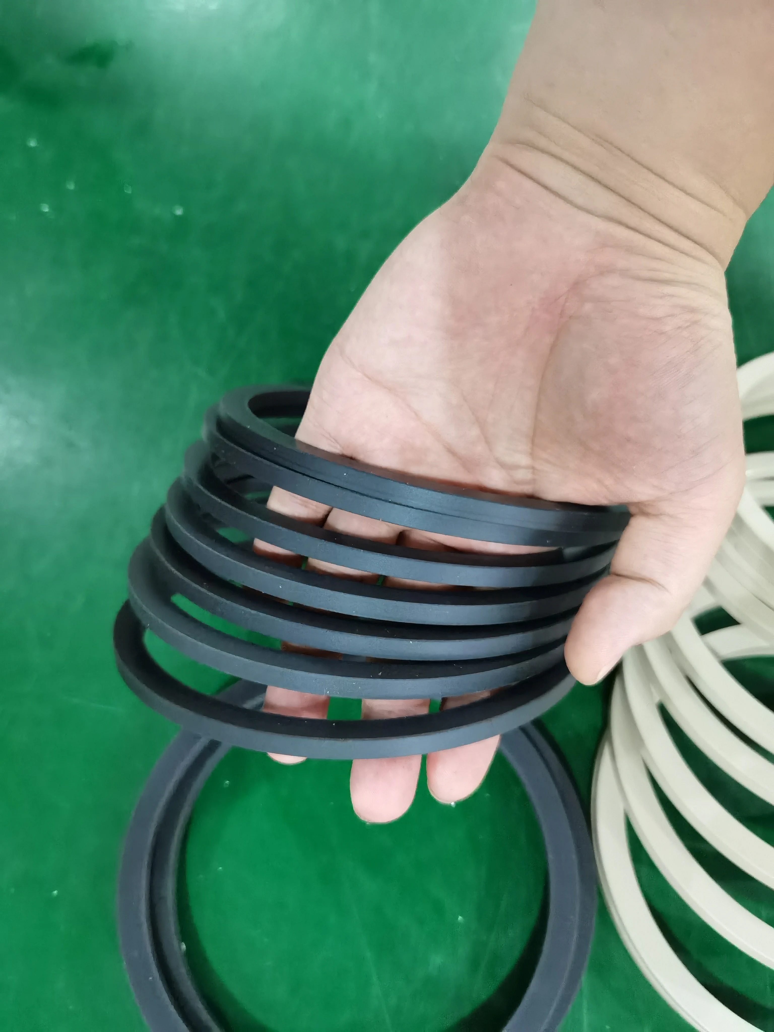 Cheap Wholesale Peek Wear Ring High Temperature Resistant Black White O