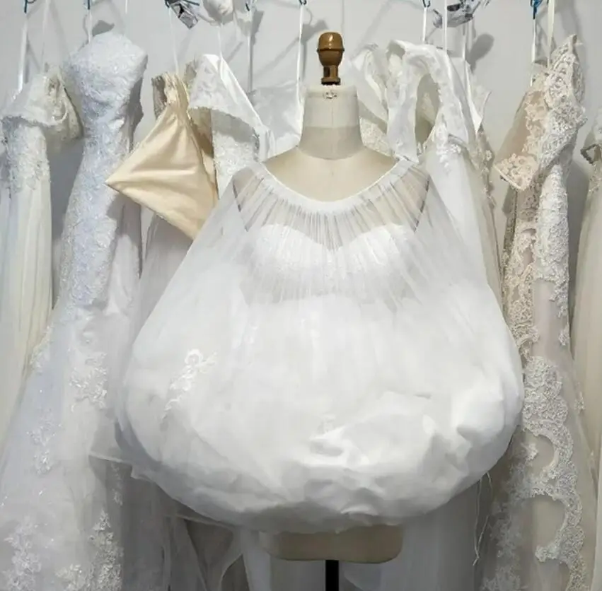 2023 New Design Bridal Wedding Dress Toilet Petticoat Elastic Waist One Layer Soft Tulle Skirt Underskirt Save You From Toilet