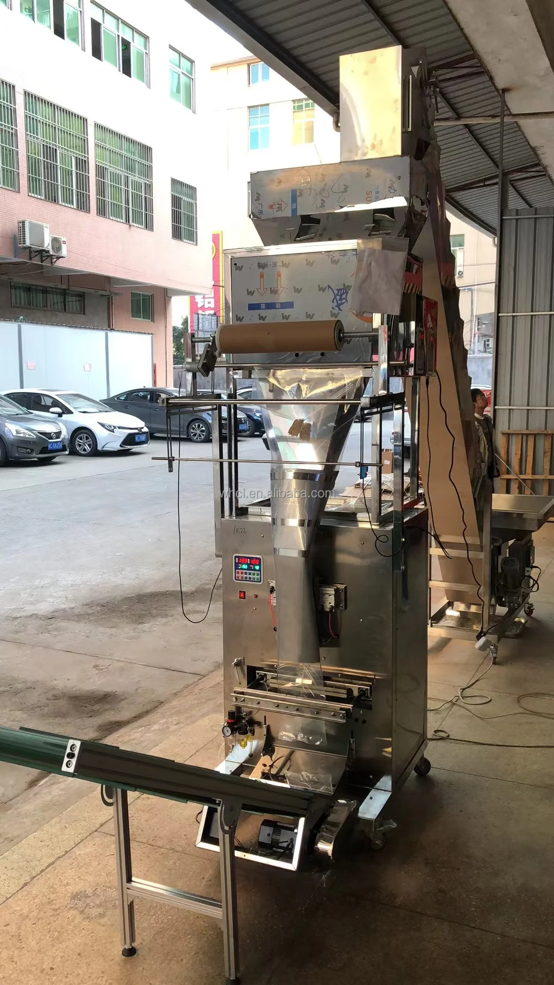Dual Hopper 500g 1kg Capacity Multi-Function Bagging Packing Machine Pistachio Granule Cassava Powder Food Wrapping Paper