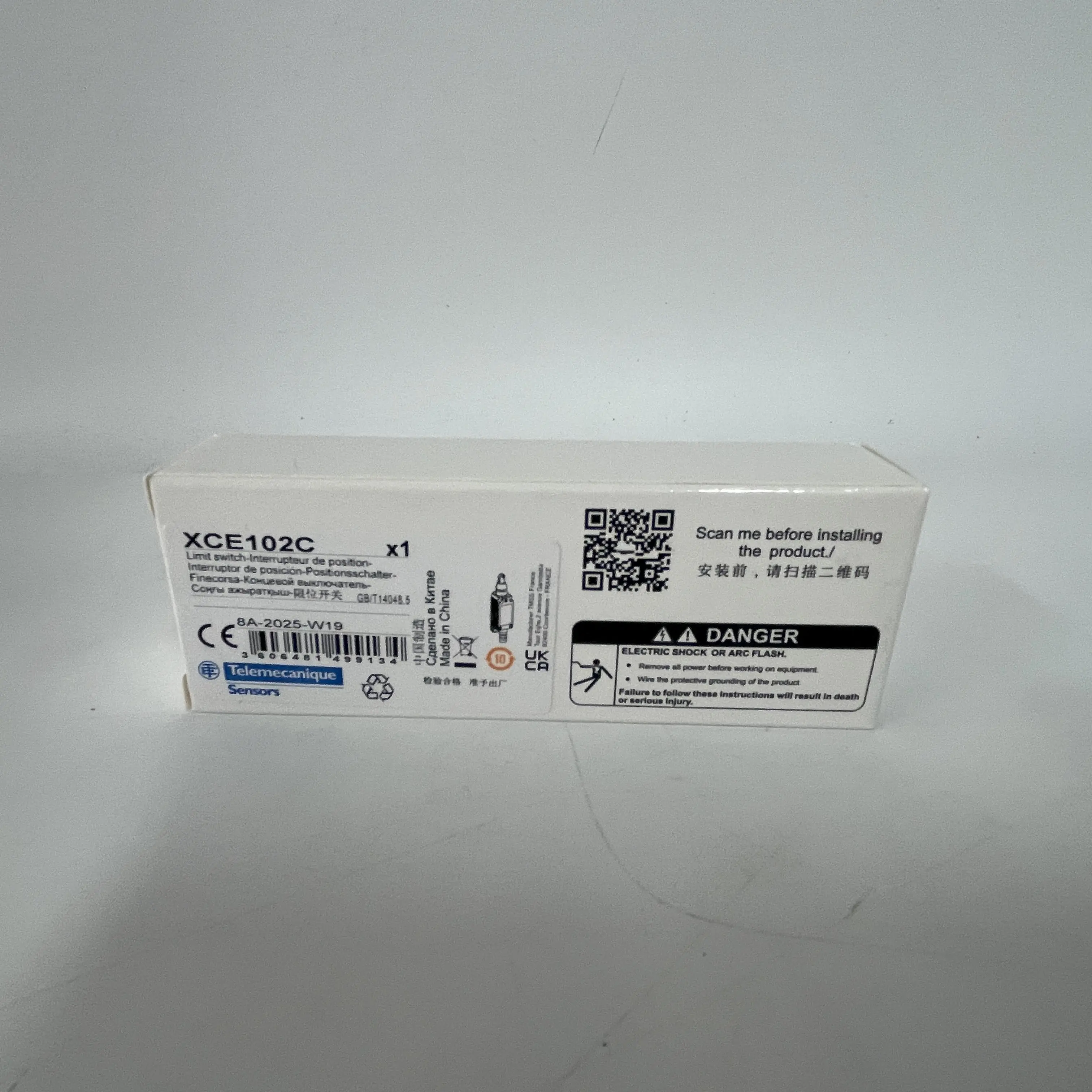 Telemecanique Limit Switch XCE102C