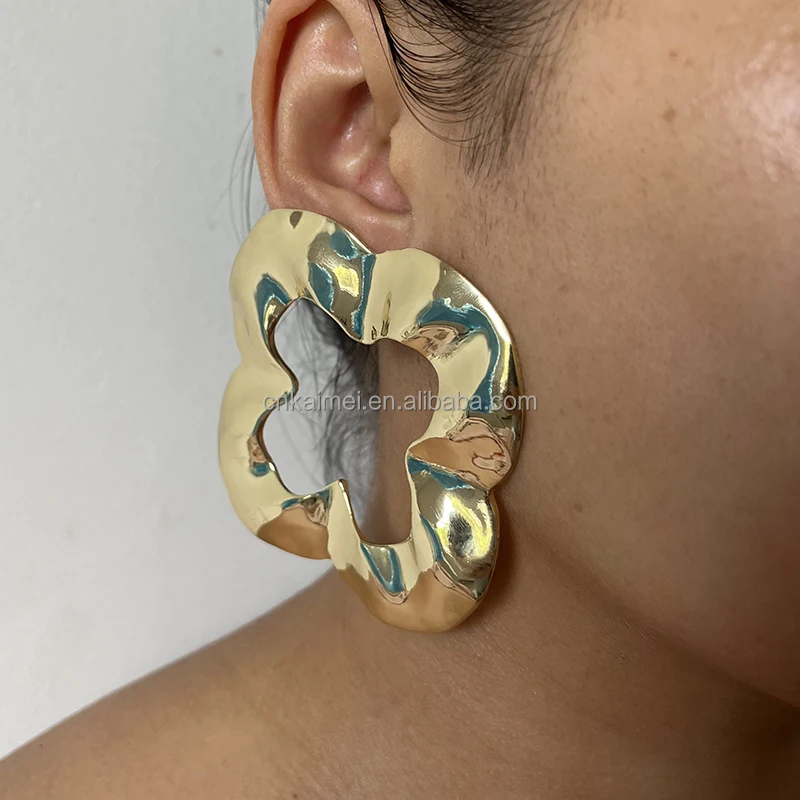 Kaimei earrings9.jpg