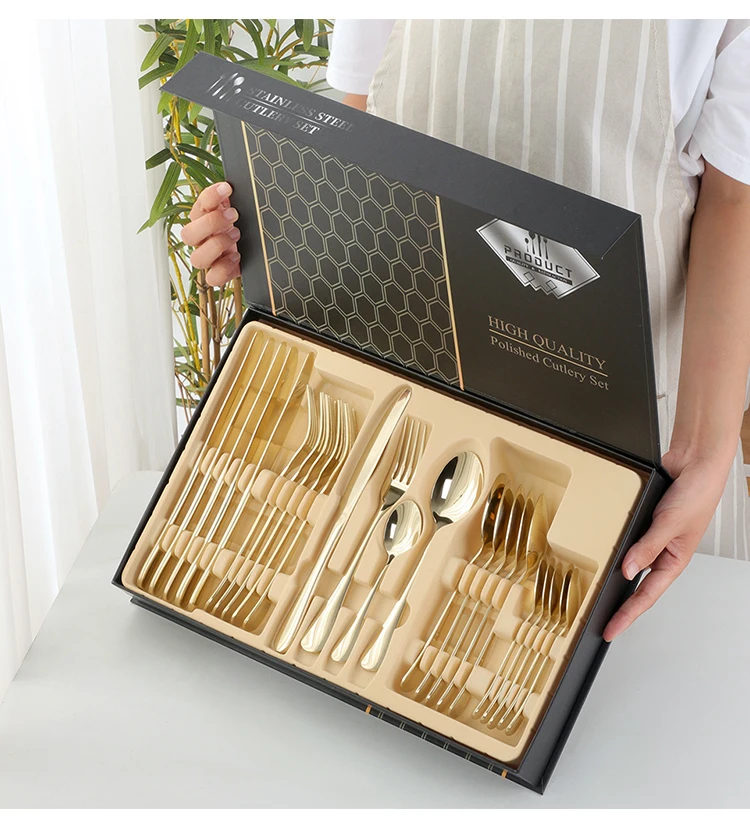 Luxury Black Gold Cutlery Sets Stainless Steel Flatware Set With Case