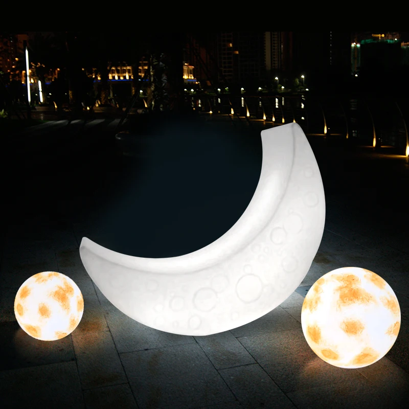 ramadan crescent moon light