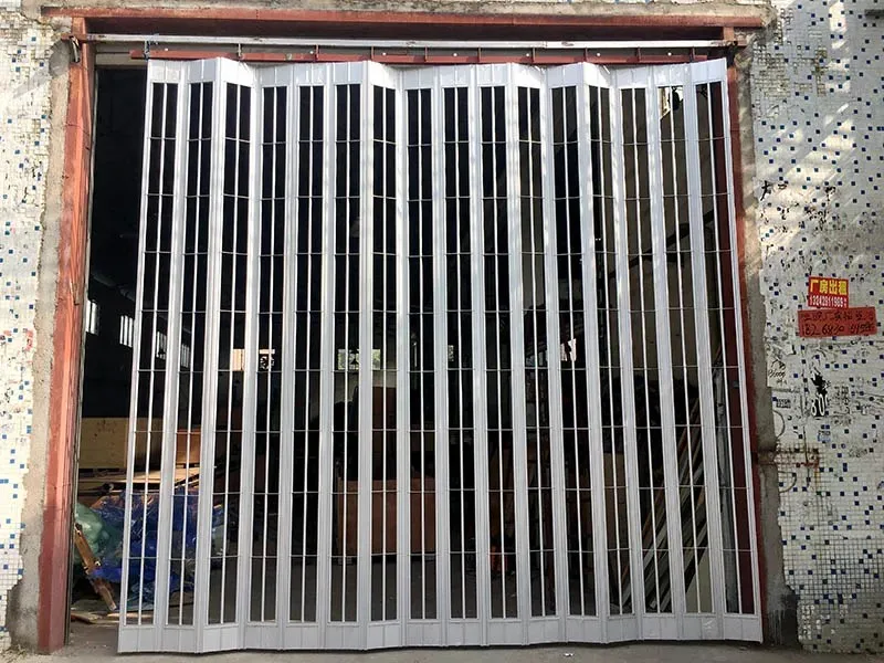 Solid Transparent Panel Polycarbonate Manual Sliding Interior Folding Door