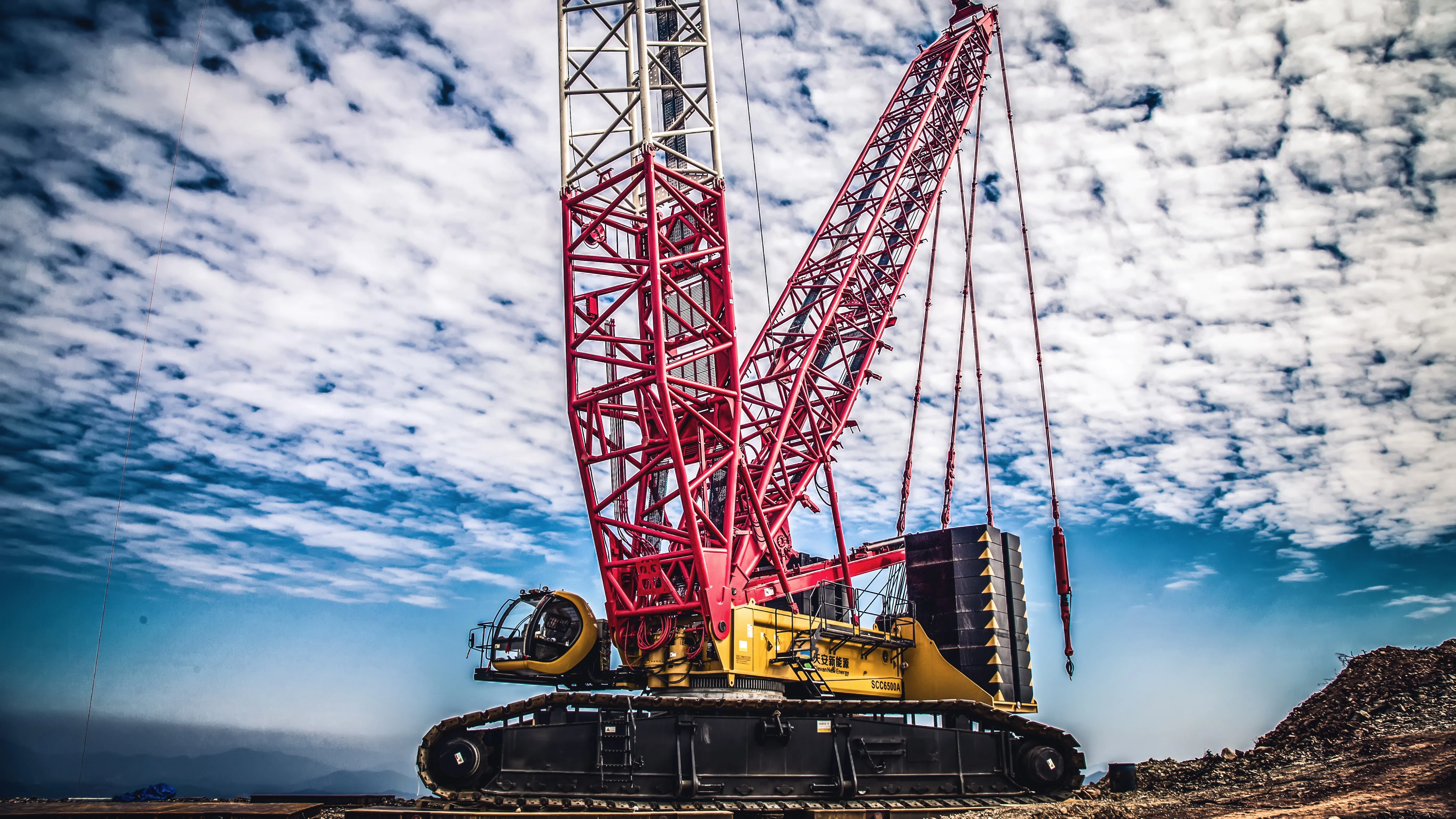 Hoisting machinery crawler crane SCC7000A 700t Max. lifting capacity
