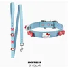 Collar con correa azul claro