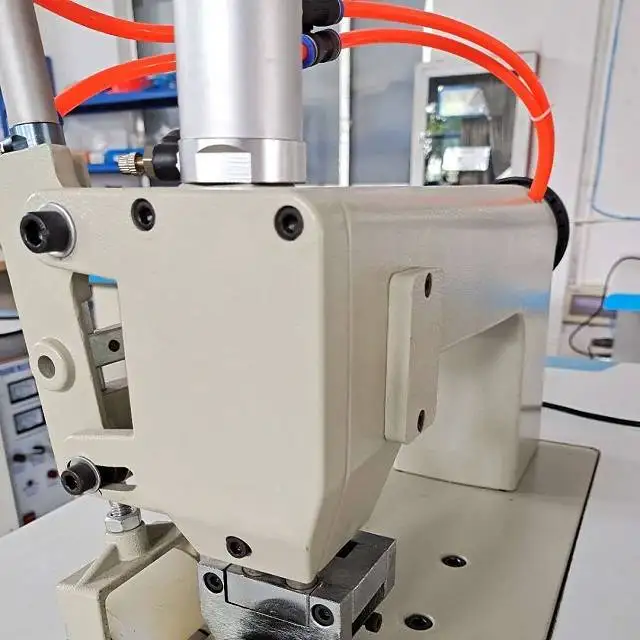 roll embossing machine