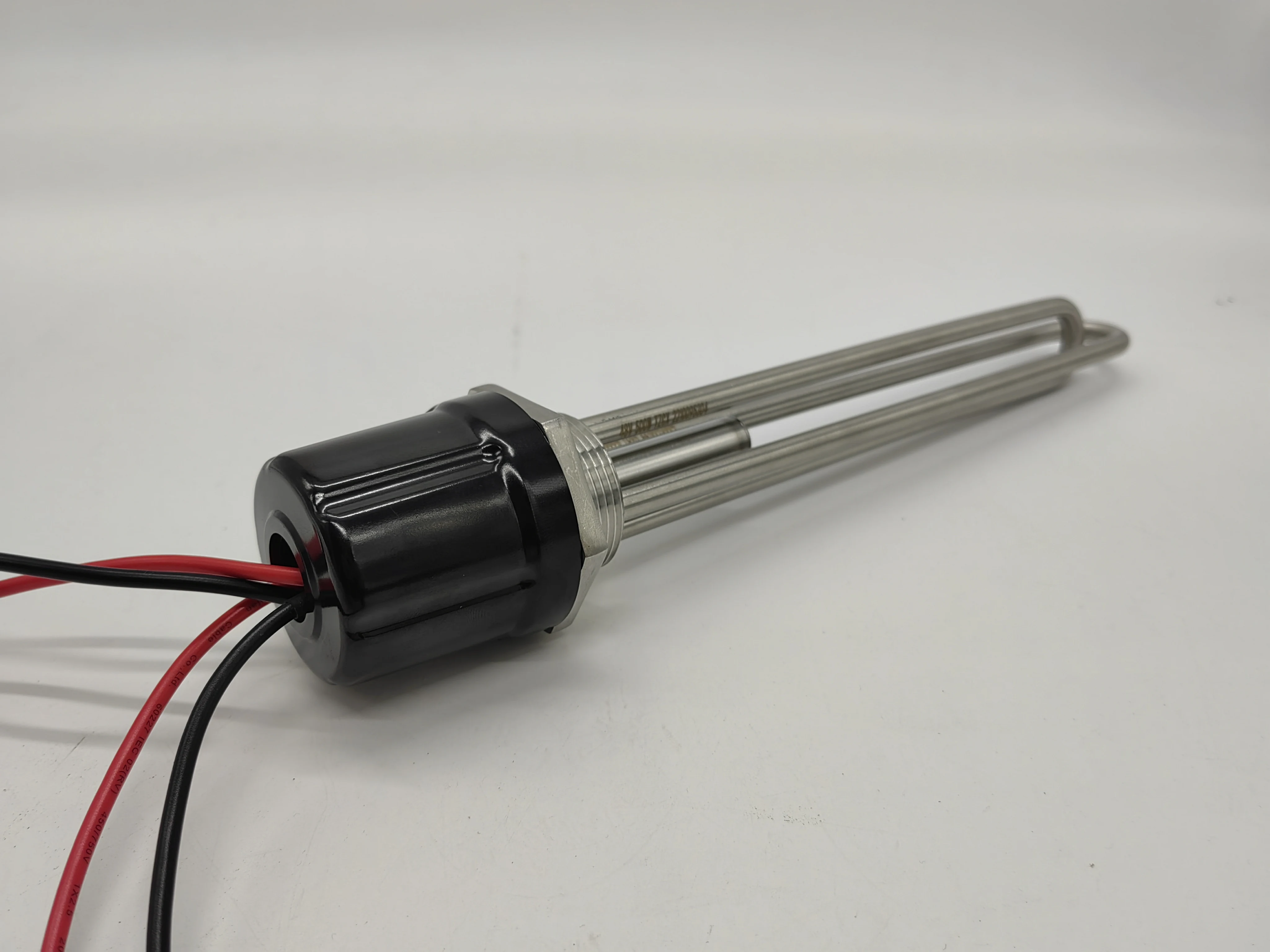 Hot Sale 12 Volt 24v 48v 220v 700w 1500w 2000w Ac Dc Solar Water Heater