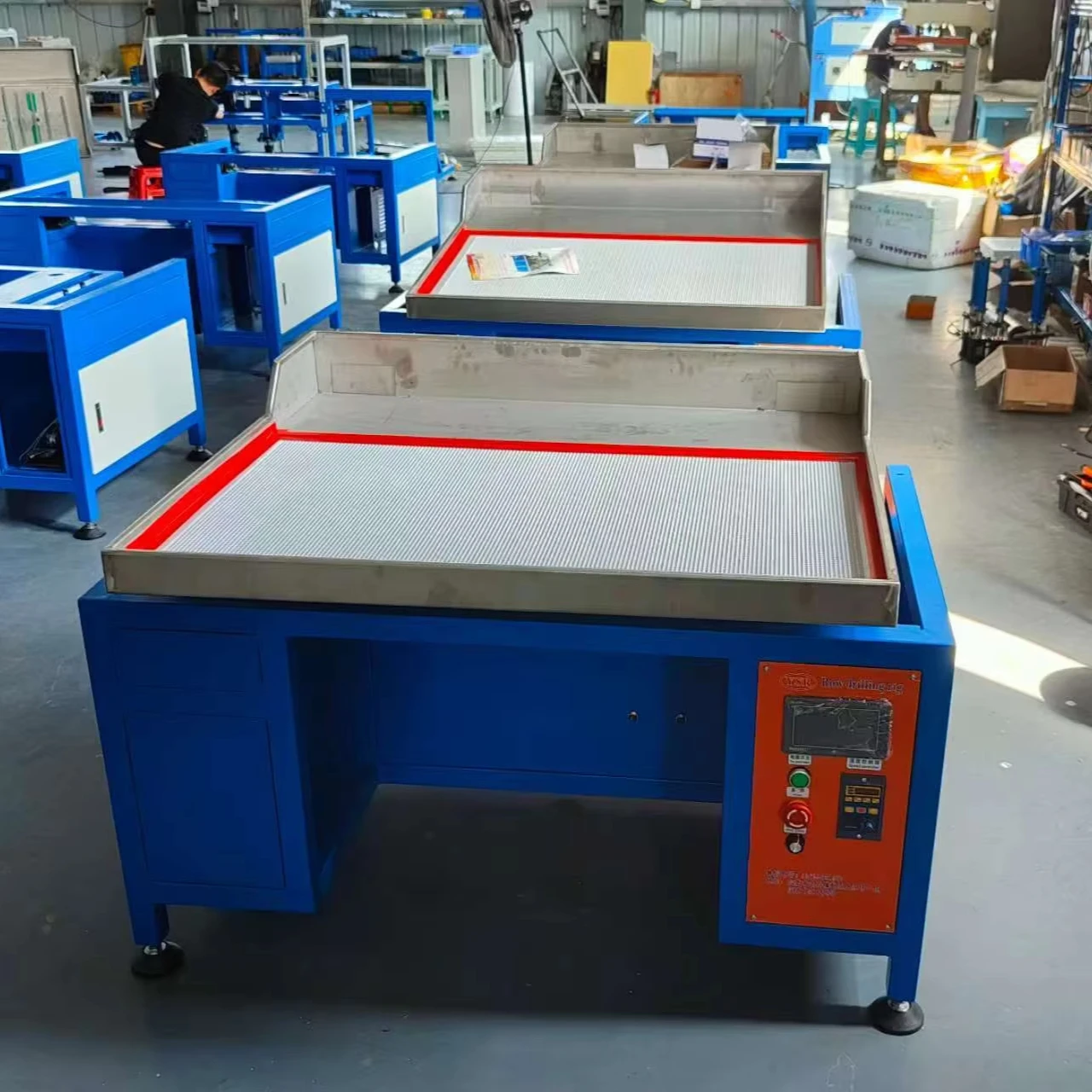 Powerful 1200W Semi-Automatic Rhinestone Shaking Machine 4 Heads Efficient Various Stone Sizes Textile Industry Customizable