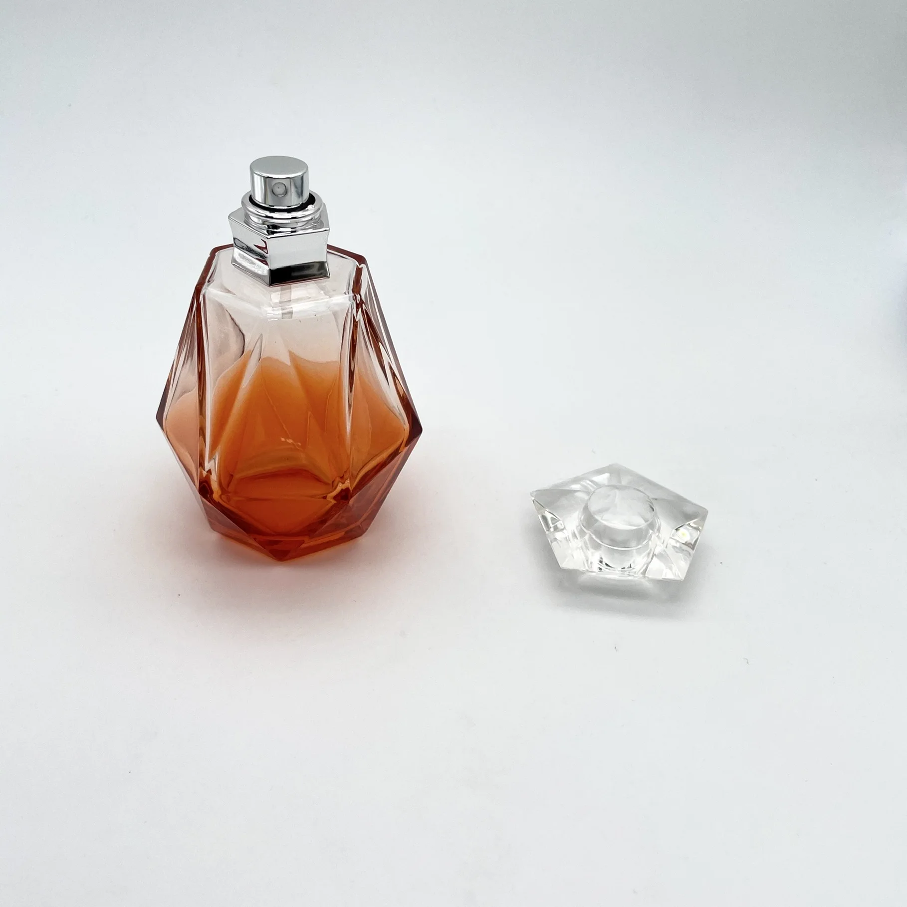 Source 100ml hexagon shape perfume glass bottle RBZ11938 on m 