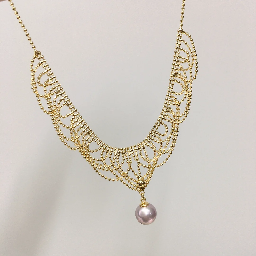 Retro Lace Freshwater Pearl Pendant Necklace