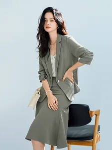 Women's Autumn Professional Anti-Wrinkle Velour Slimming Single-breasted Commuter Suit Top 12119 & Skirt 12120 Polka Dot Pattern