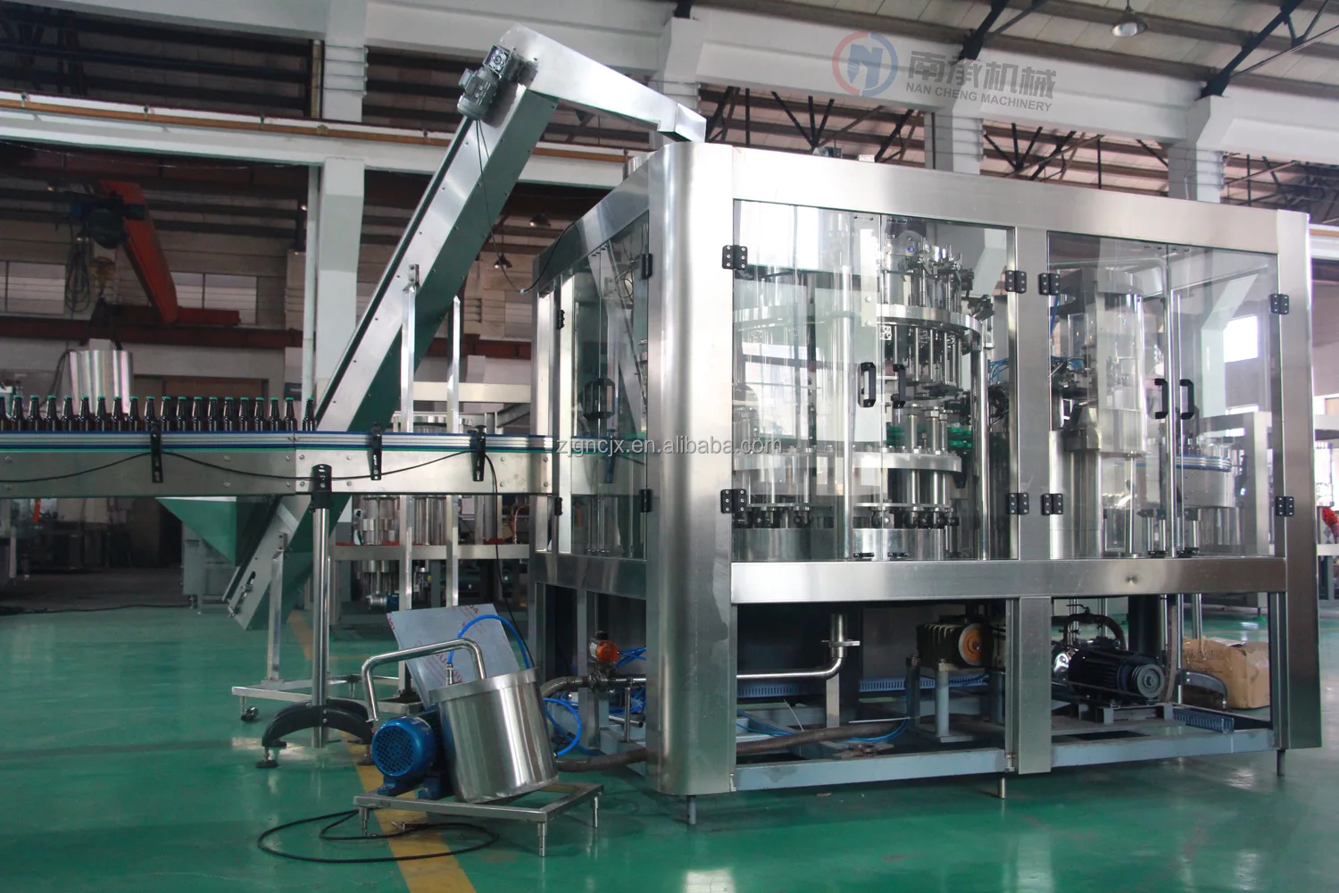 Glass Bottle Sparkling Wine Making Filling Capping Machine/champagne