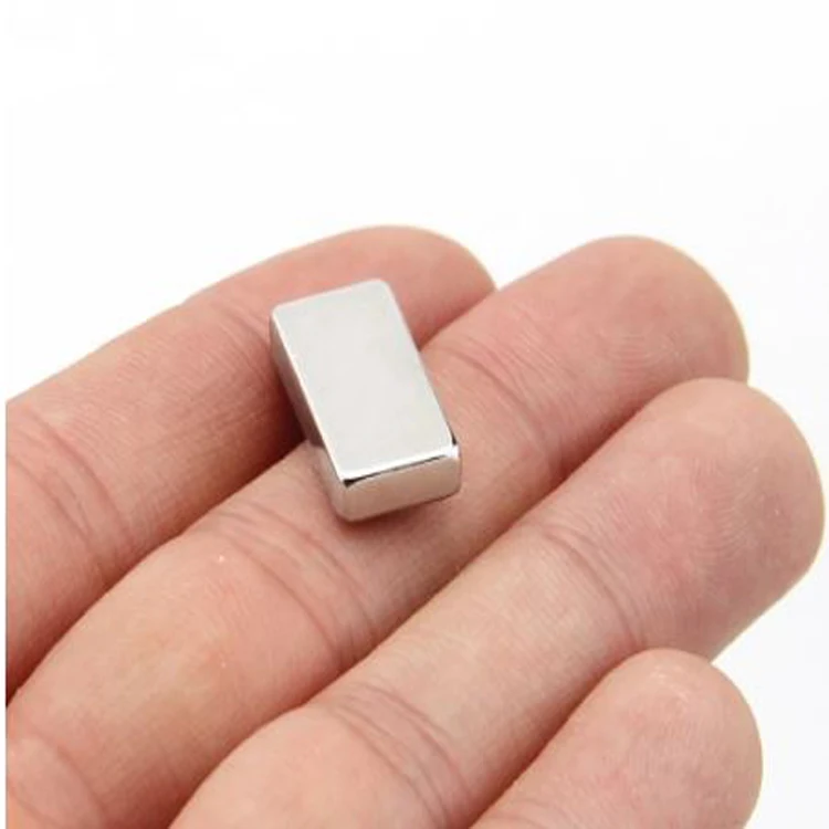 Magnetic Neodymium Large Square Thin Flat