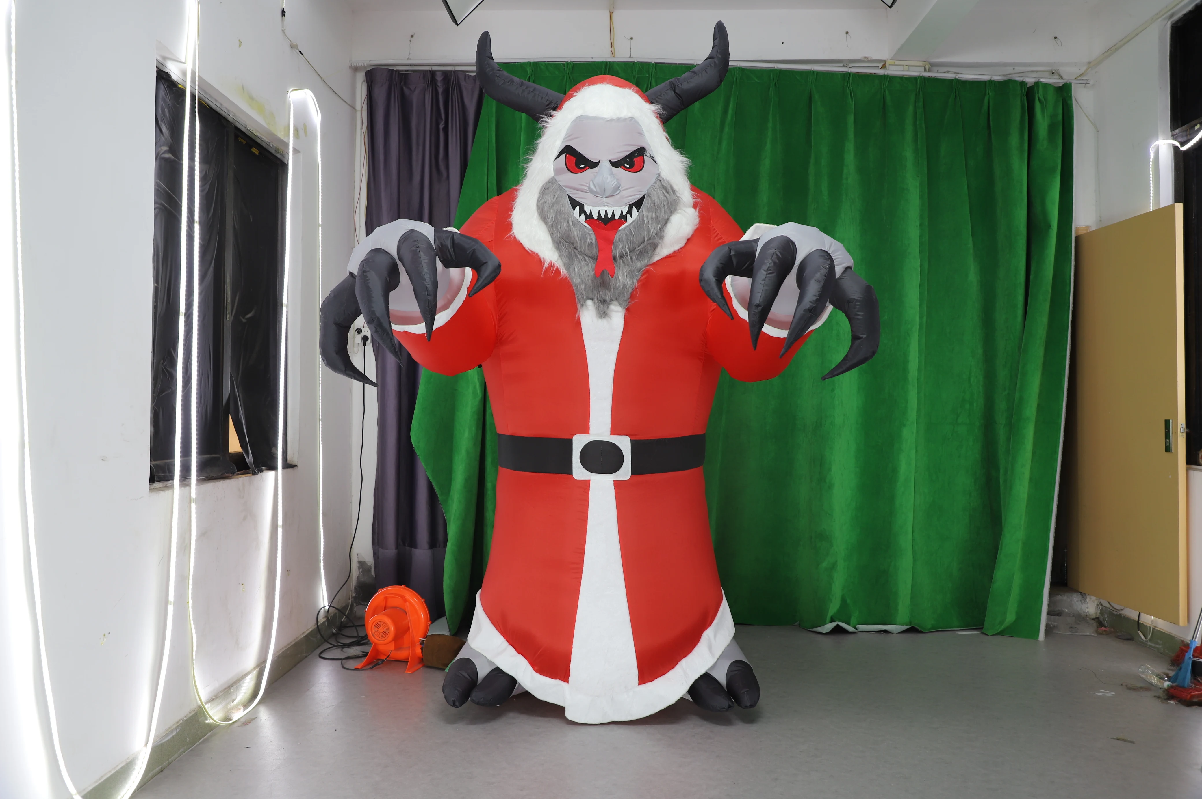 Unisex Halloween Inflatable Evil Monster Mascot Costume Plush Walking Furry Giant Monster for Adults Inspired by Animal Theme