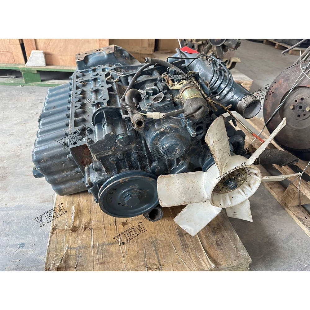 Complete Engine Assembly for Kubota F2803 DI Used Engine 4