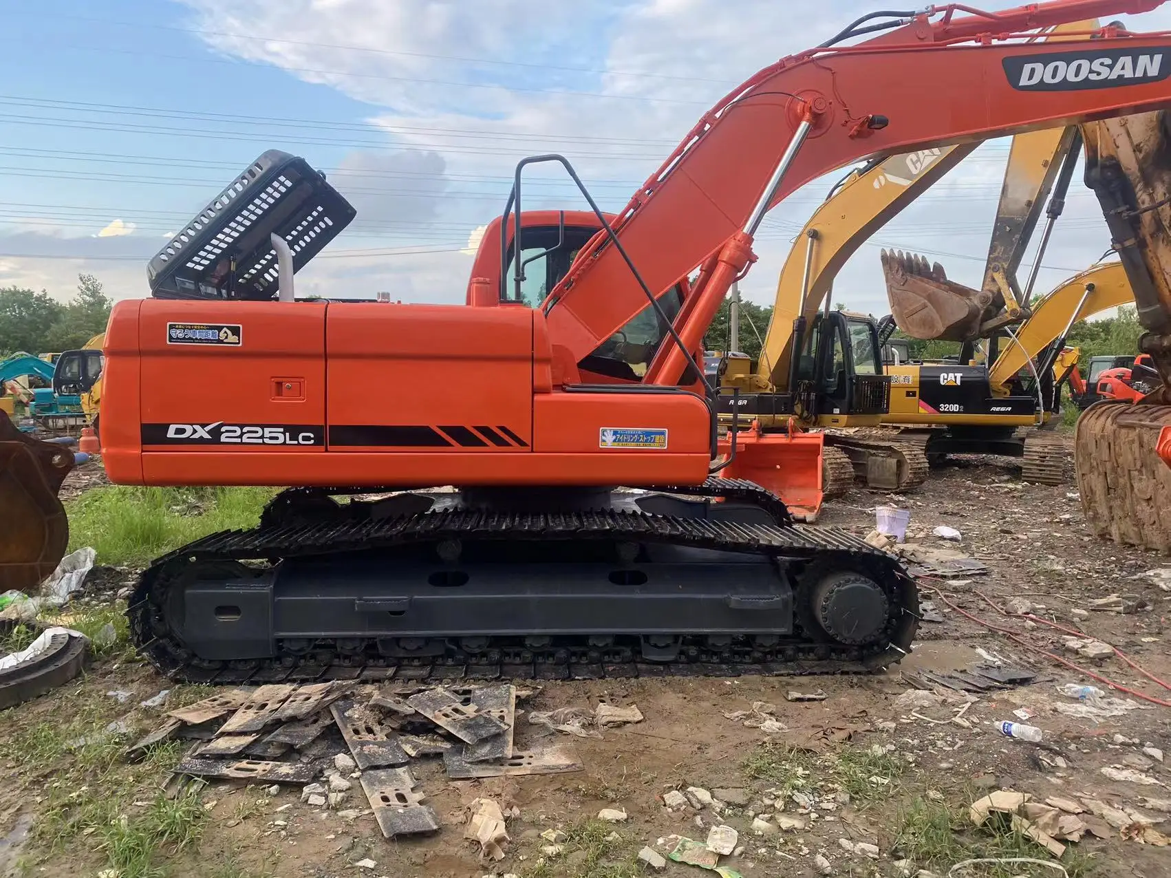 Low Price Hot Sale 22t Korea Used Doosan Dx225lc Dx225 Crawler 