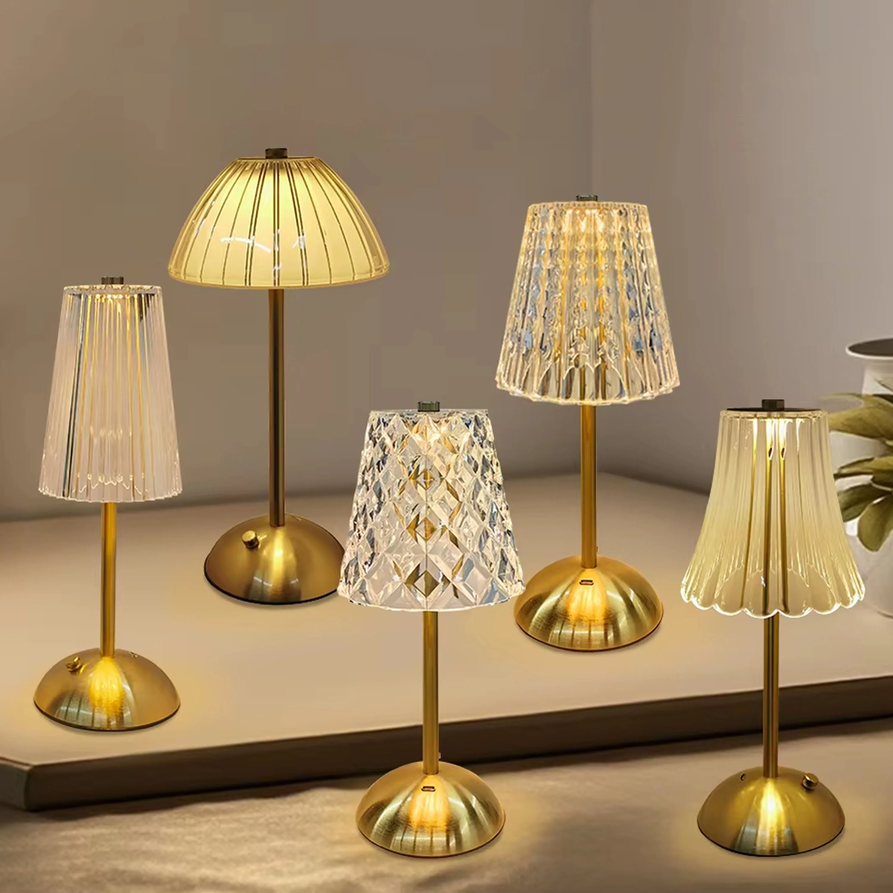 Горячая распродажа, современная настольная лампа из кристала и металла с защитой глаз, регулируемая по яркости, винтажная, декоративные светильники, светодиодные ночные светильники для прикроватной тумбочки