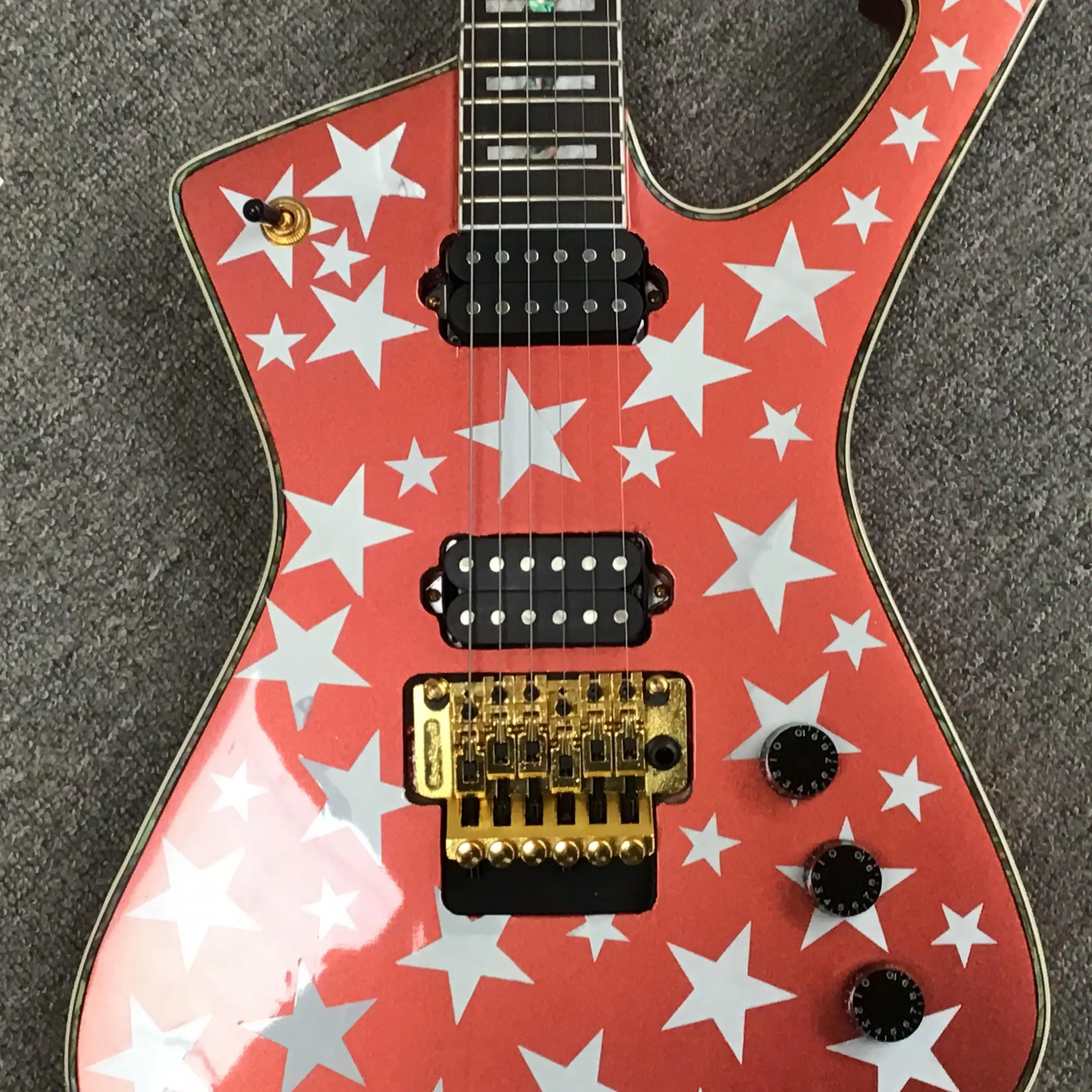 Ibanez アイスマン レッド エレキギター メイプルネック スターボディ