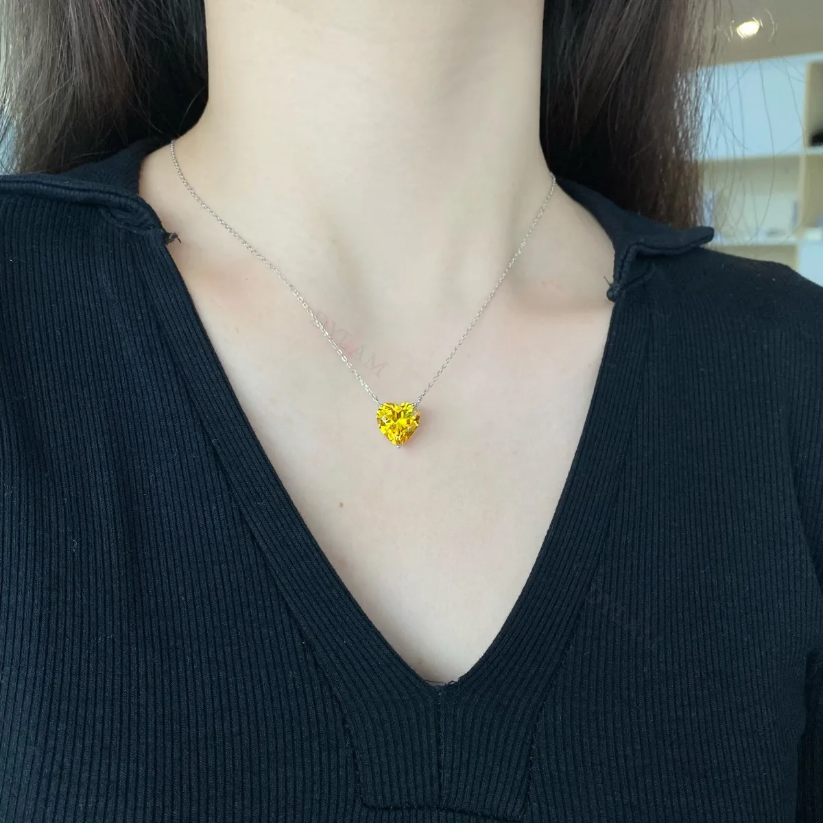 KAKODIY custom fashion heart-shaped stone pendant 8A zircon gold-plated sterling silver wedding engagement necklace detail 3