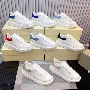 High Quality Luxury Men's MccQqneeus Oversized Sneakers Women's Leather Low-top Casual Cushioned Stylish Shoes